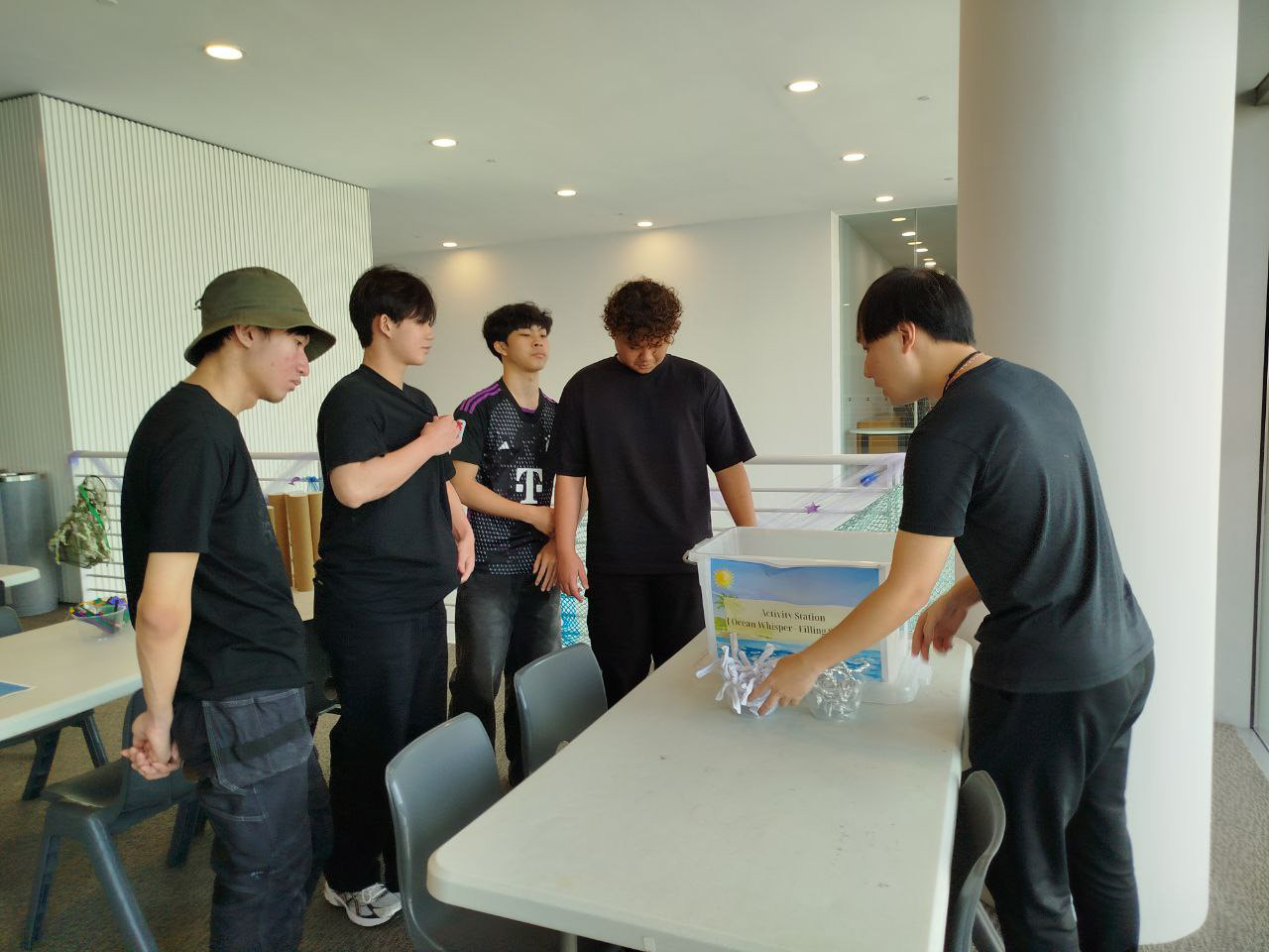 Guiding Volunteers on Preshow Activity