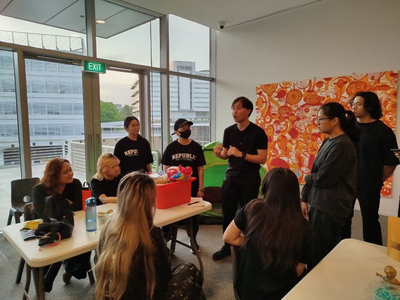 Briefing Volunteers
