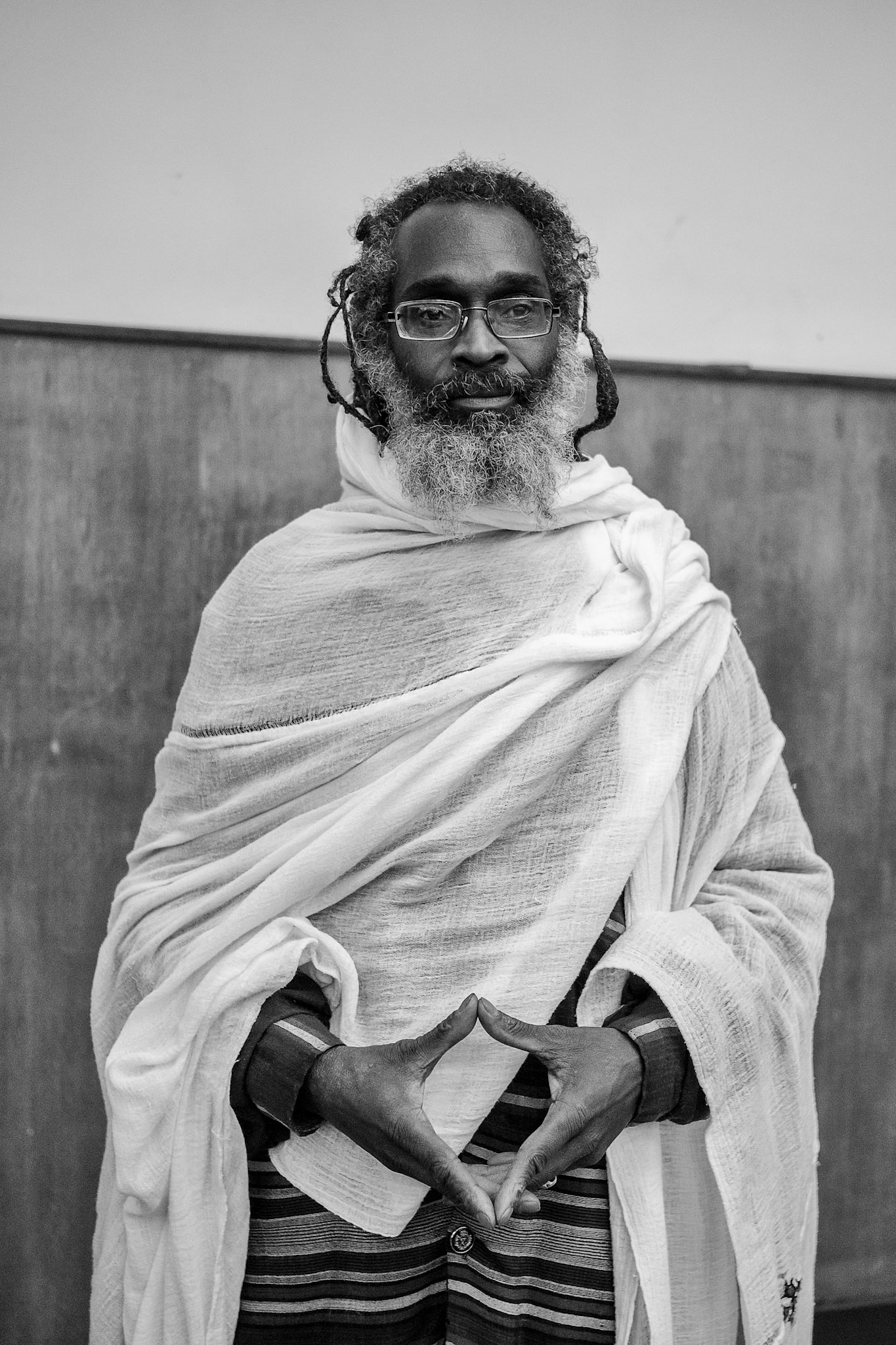 The ‘Nine night’ ritual was held at Goldsmith College for Jah Shaka who died 12th April 2023.Jah Shaka also known as ‘Zulu Warrior’ was a Jamaican reggae/ dub sound system operator in London since the 1970s.  Shaka was revered by musicians and dancers across a range of genres and cultures.