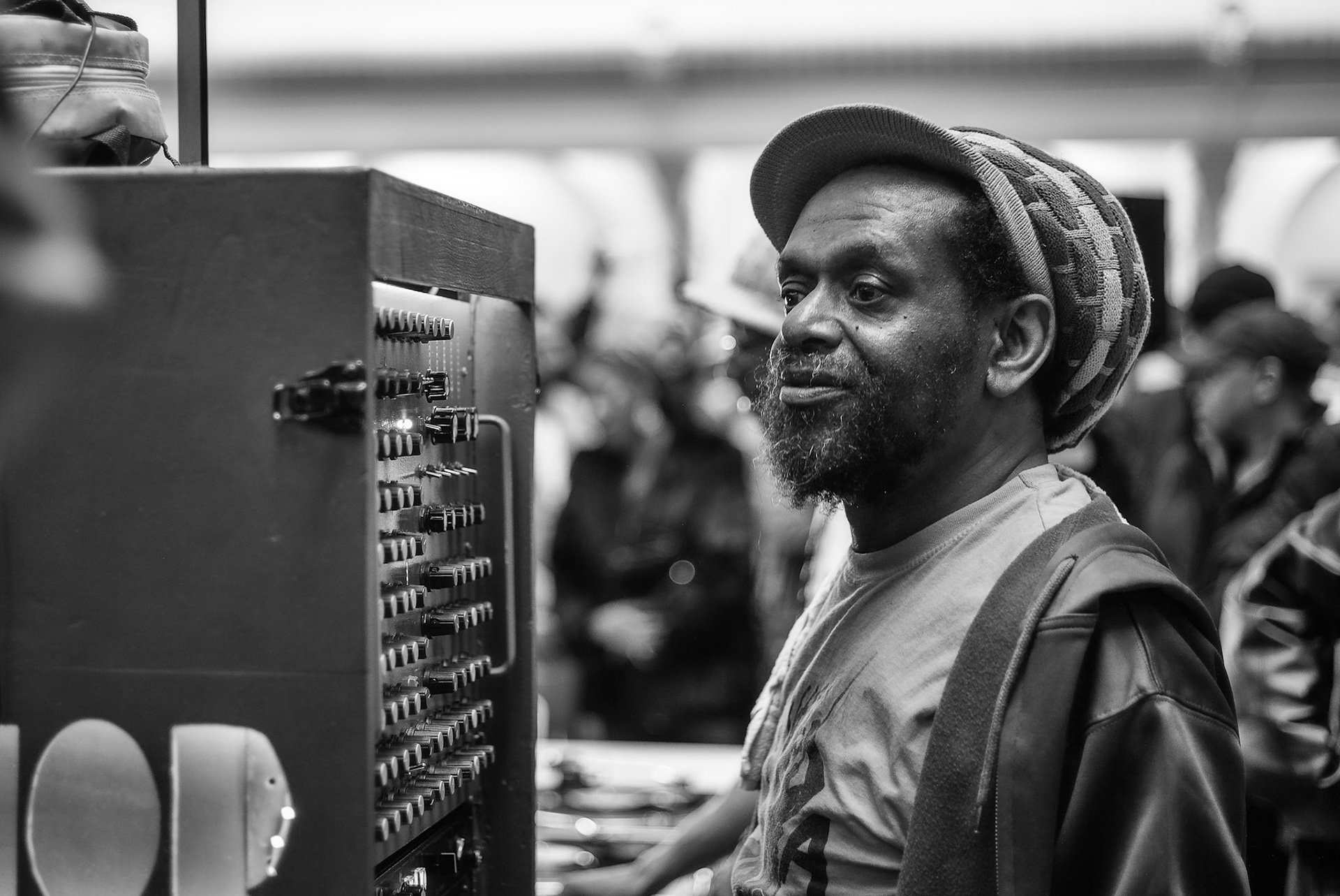 The ‘Nine night’ ritual was held at Goldsmith College for Jah Shaka who died 12th April 2023.Jah Shaka also known as ‘Zulu Warrior’ was a Jamaican reggae/ dub sound system operator in London since the 1970s.  Shaka was revered by musicians and dancers across a range of genres and cultures.