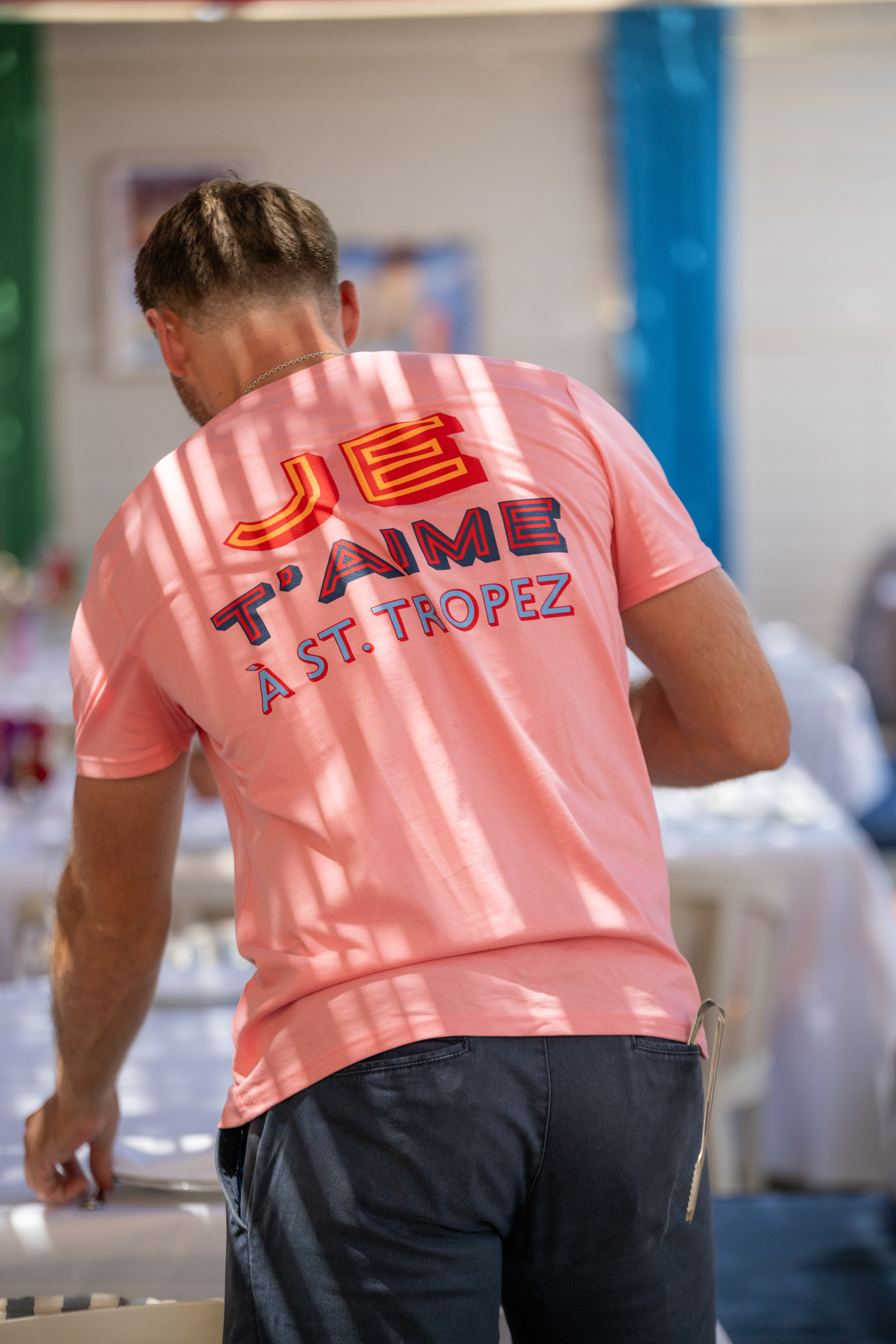 BACK SHIRT MERCHANDISING