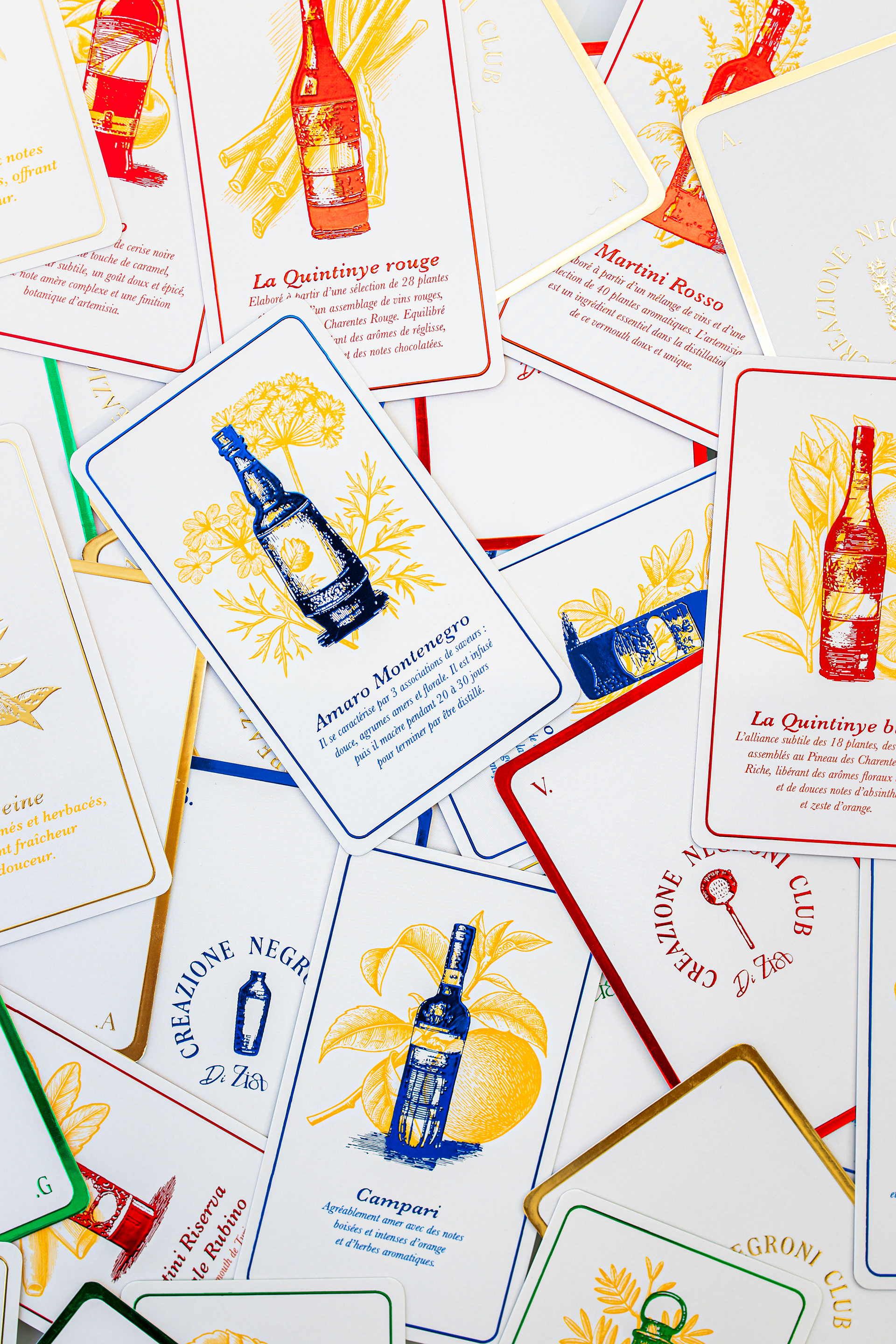 Negroni Club Card game / photo @lea.lmp10
