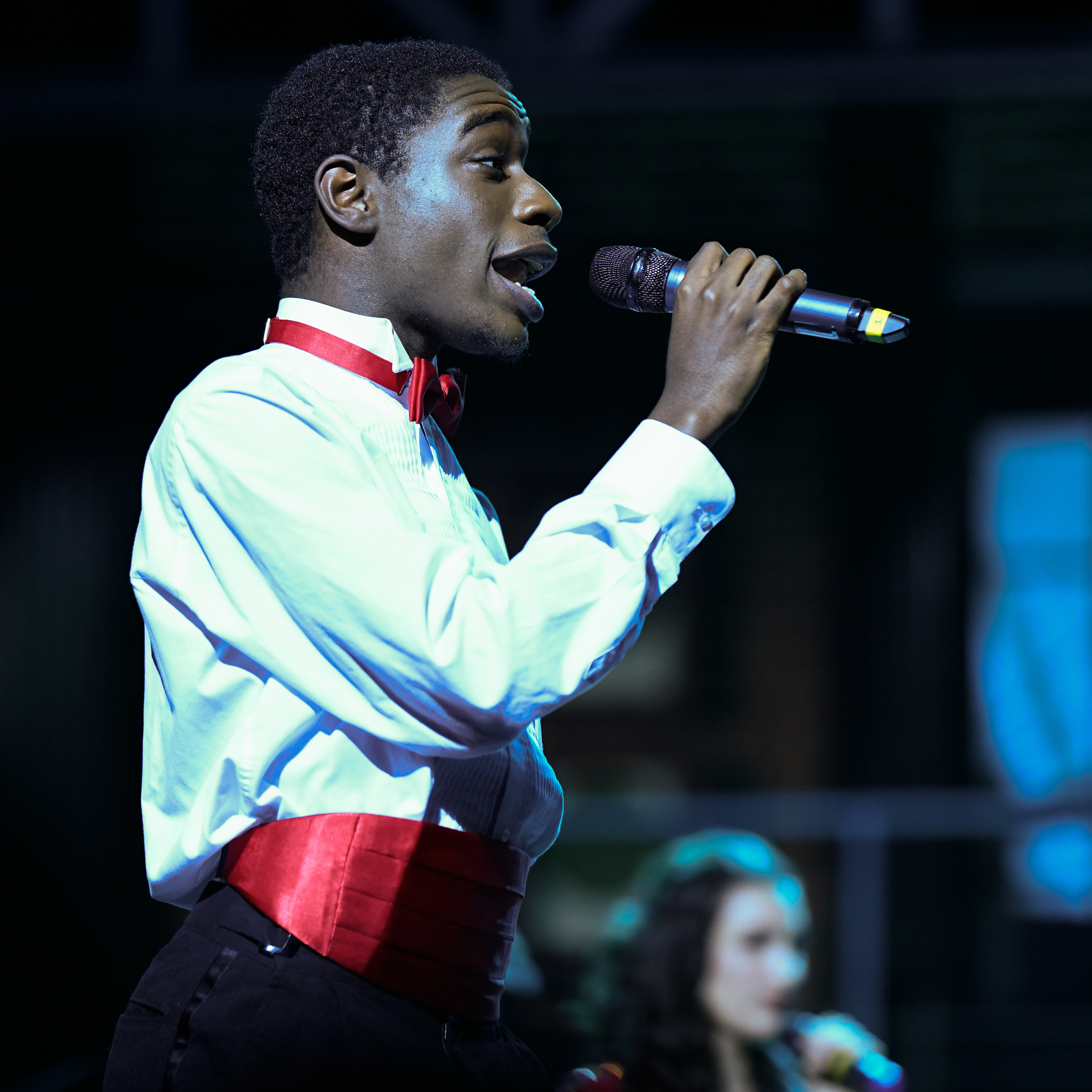 Cedric...oh can he sing !