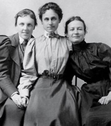 At Miss Porter's in 1888, Theodate with Alice and Agnes Hamilton 