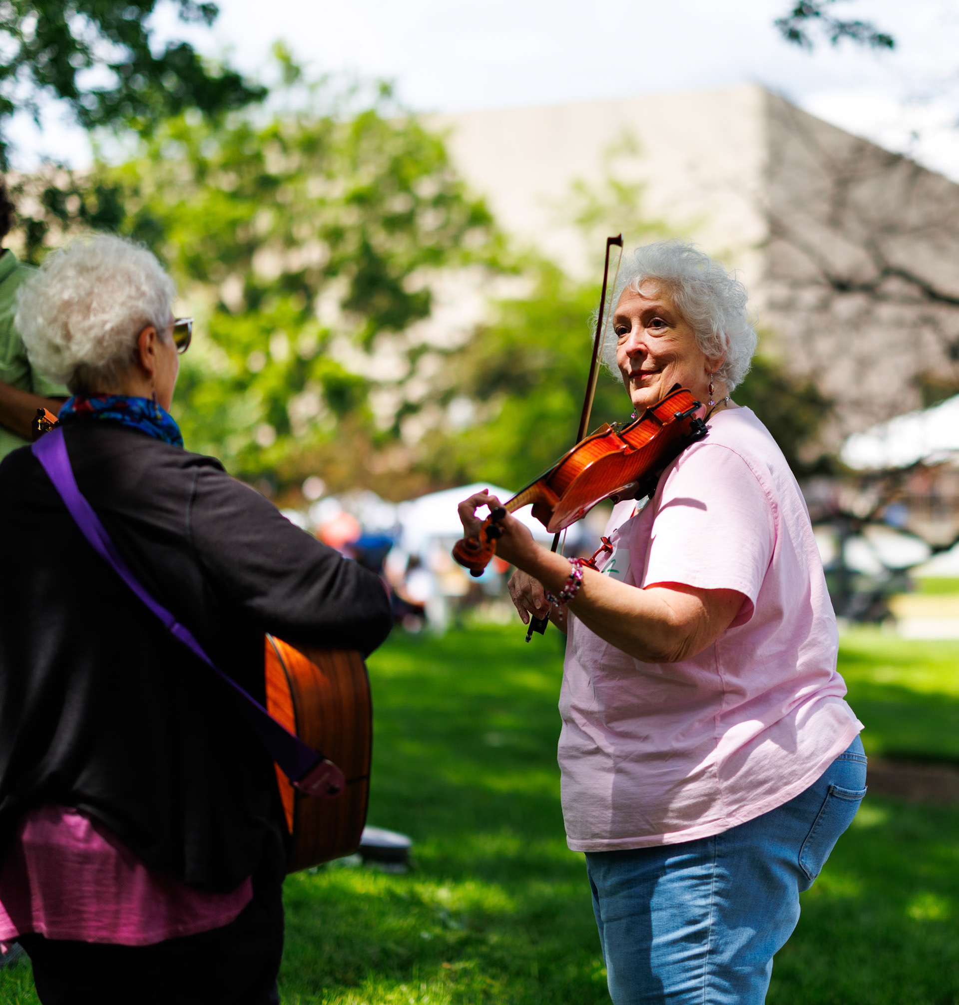 Fiddle and guitar players at Vandalia Festival 2025