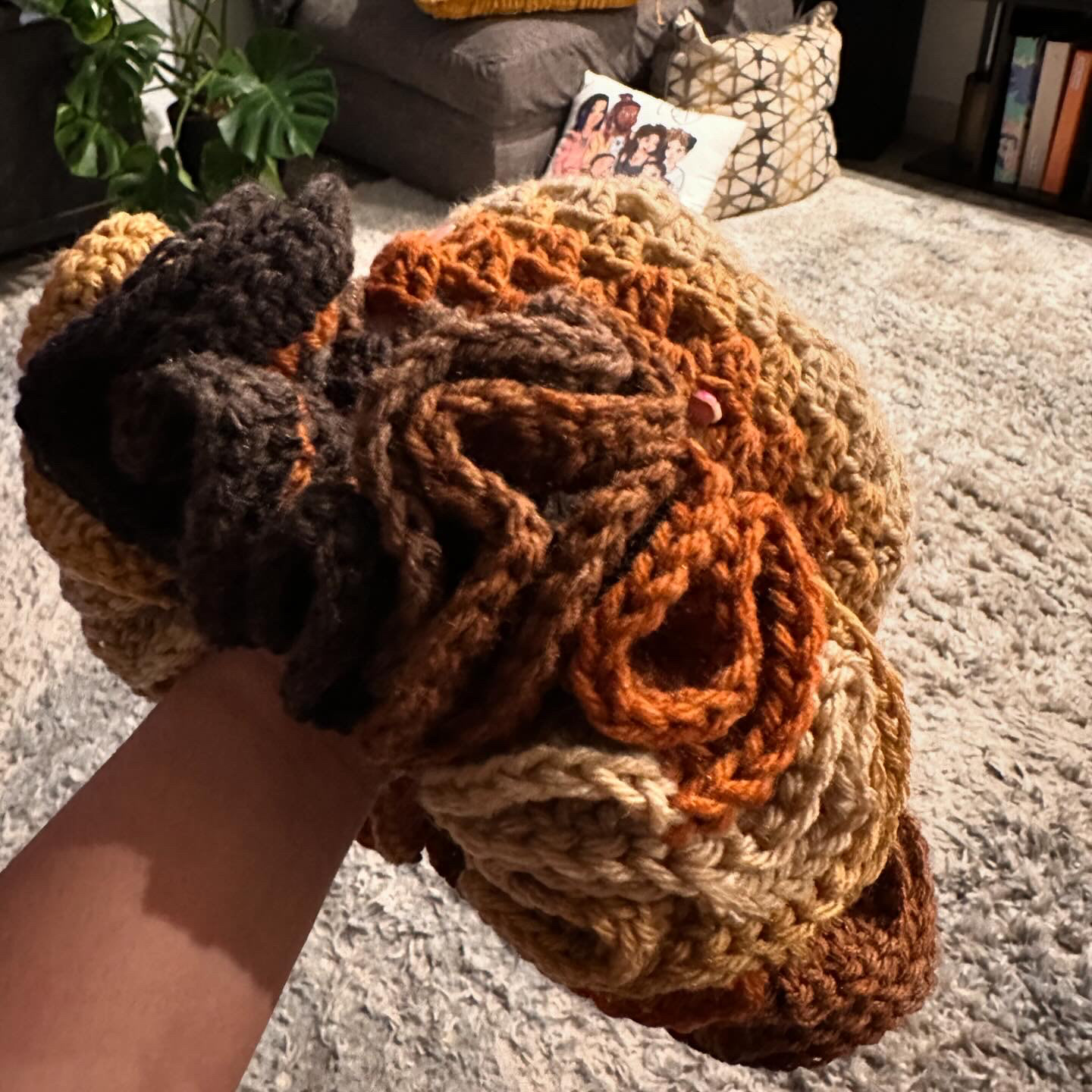 Granny Stitch Ruffle Bucket Hat