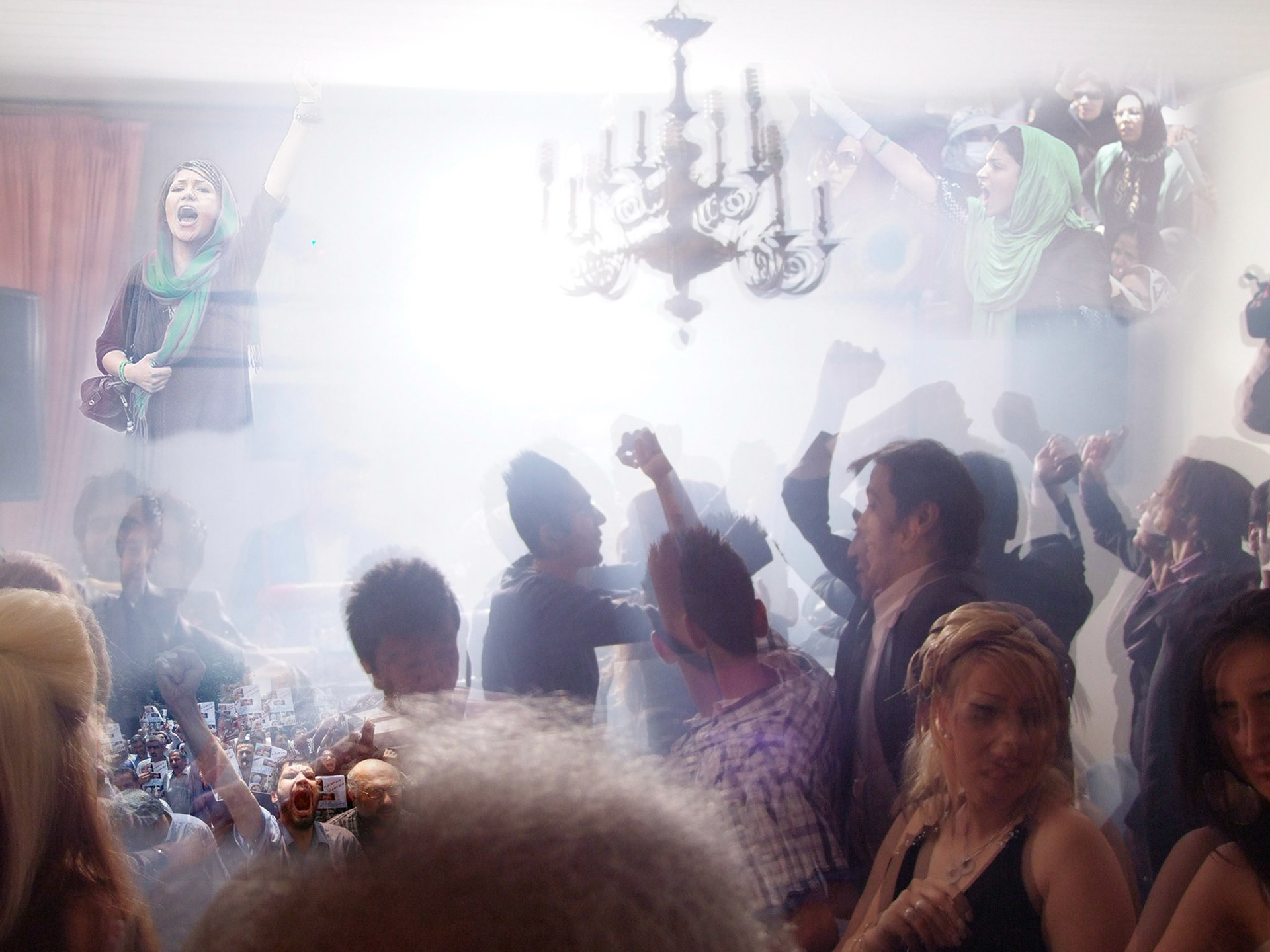 F008 DSCF5652mix Demonstrationmix1