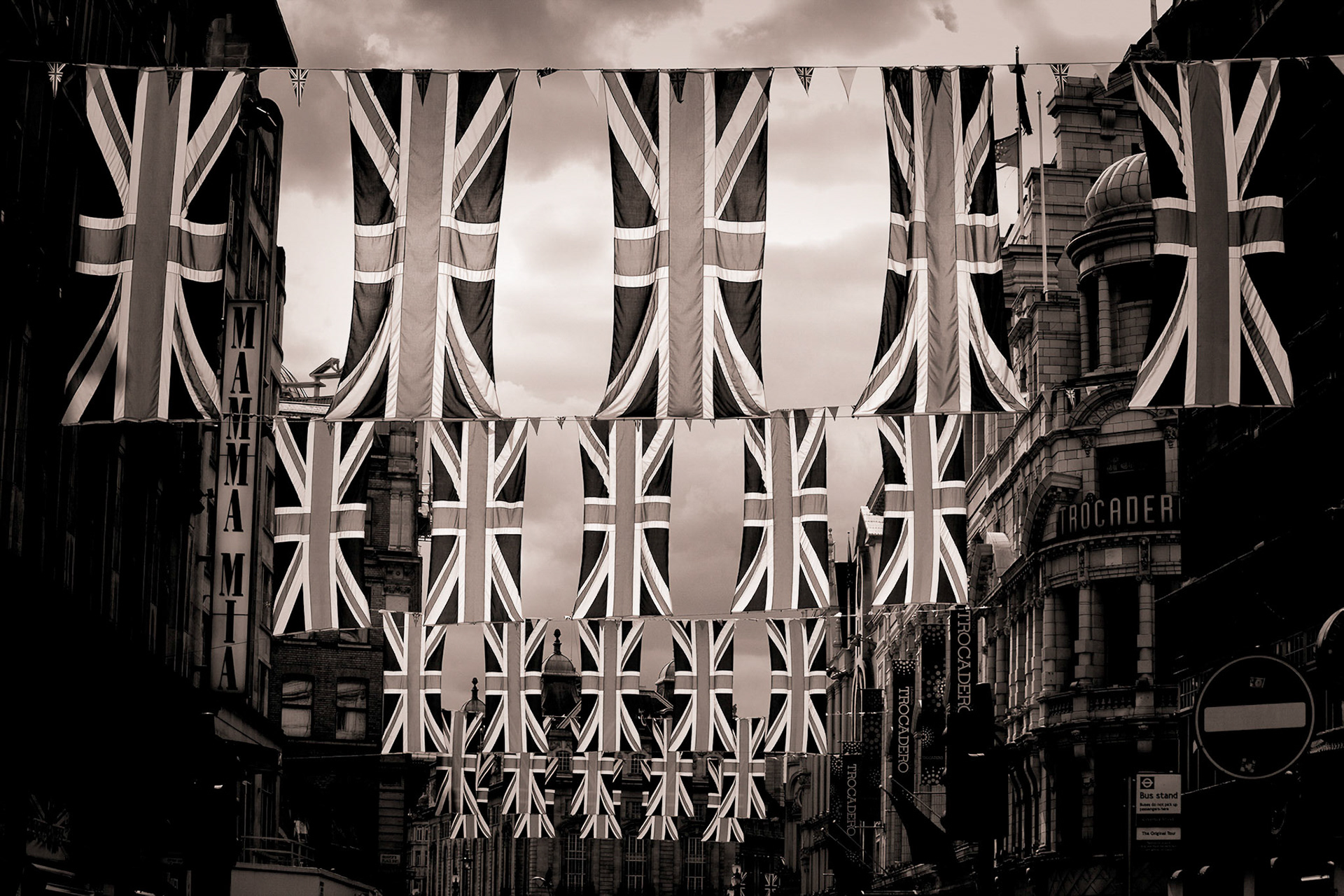 London_MG_7811-Edit (2)