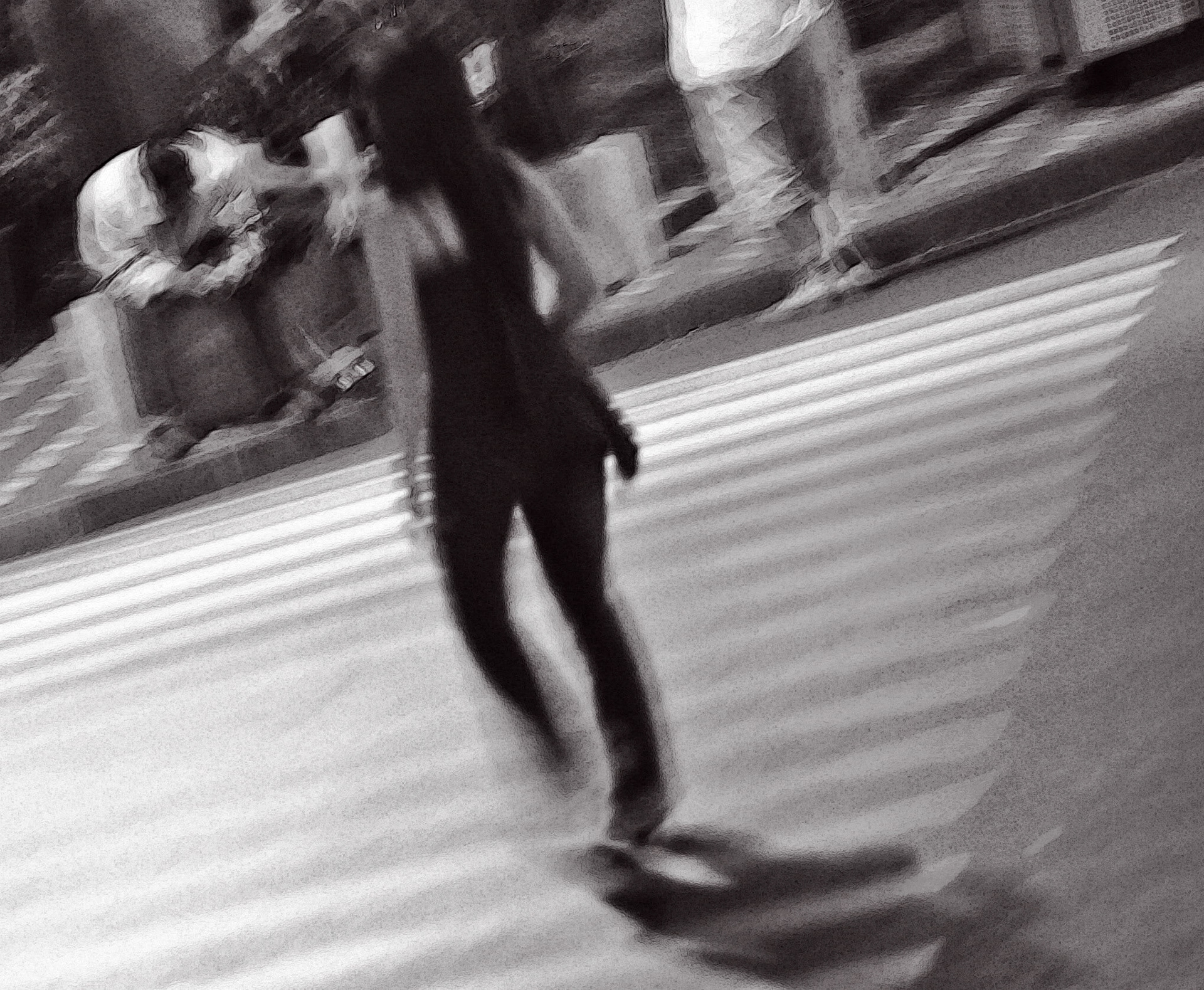 City mood B&W HS4B3082LEVELSHUESATCUTFEMULTIPLYBW