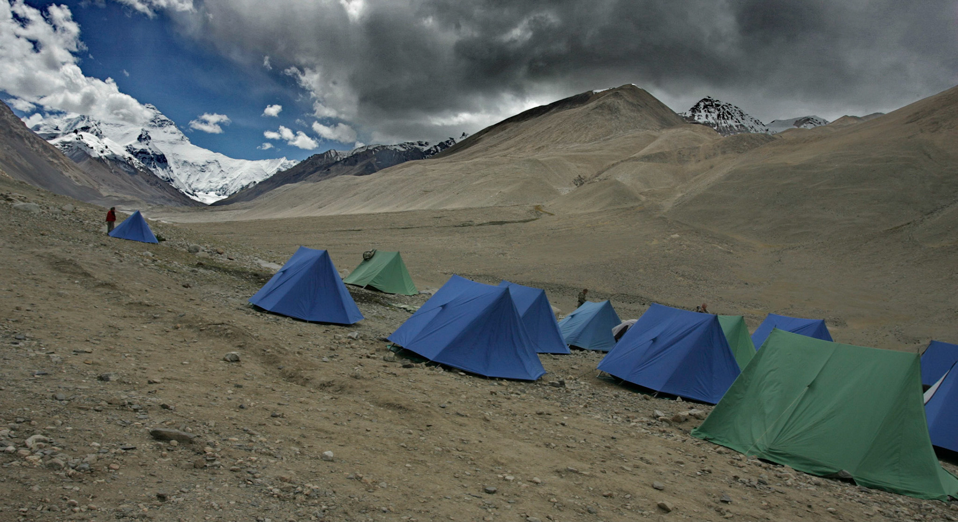 12 - Close to basecamp 1 HS4B1092