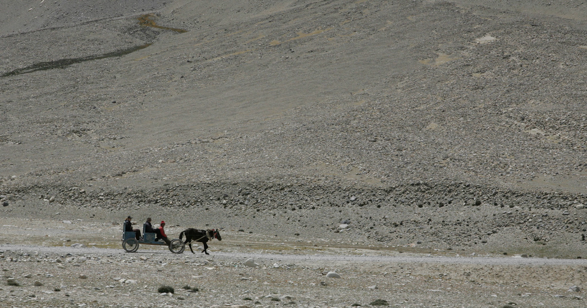 15 - Close to basecamp 2 HS4B1098