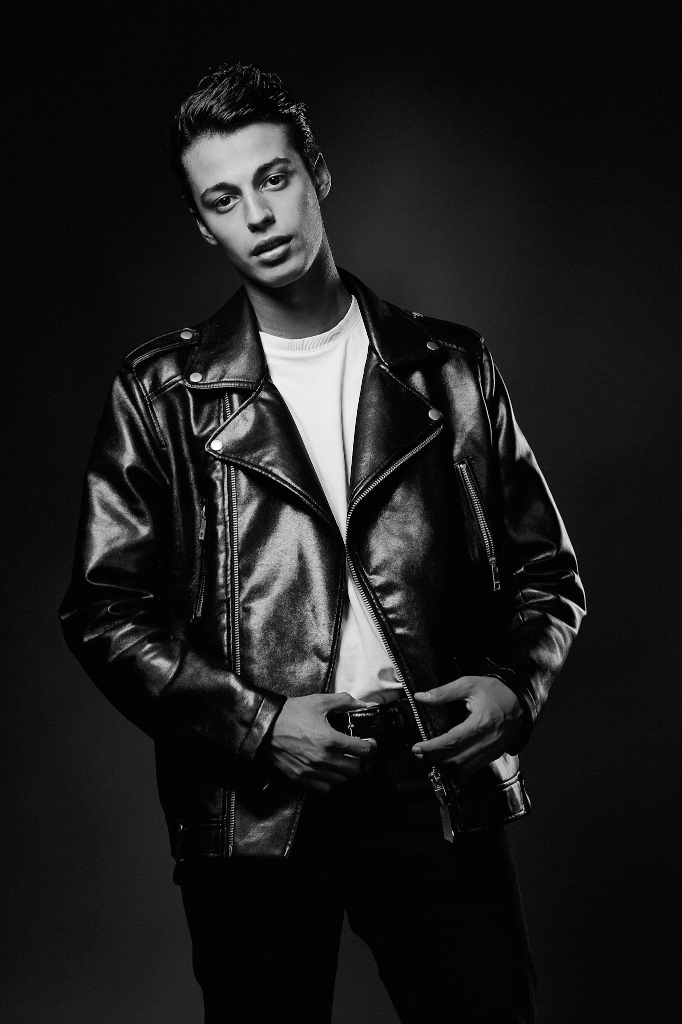 MODEL BOOK ALESSANDRO COSSARI