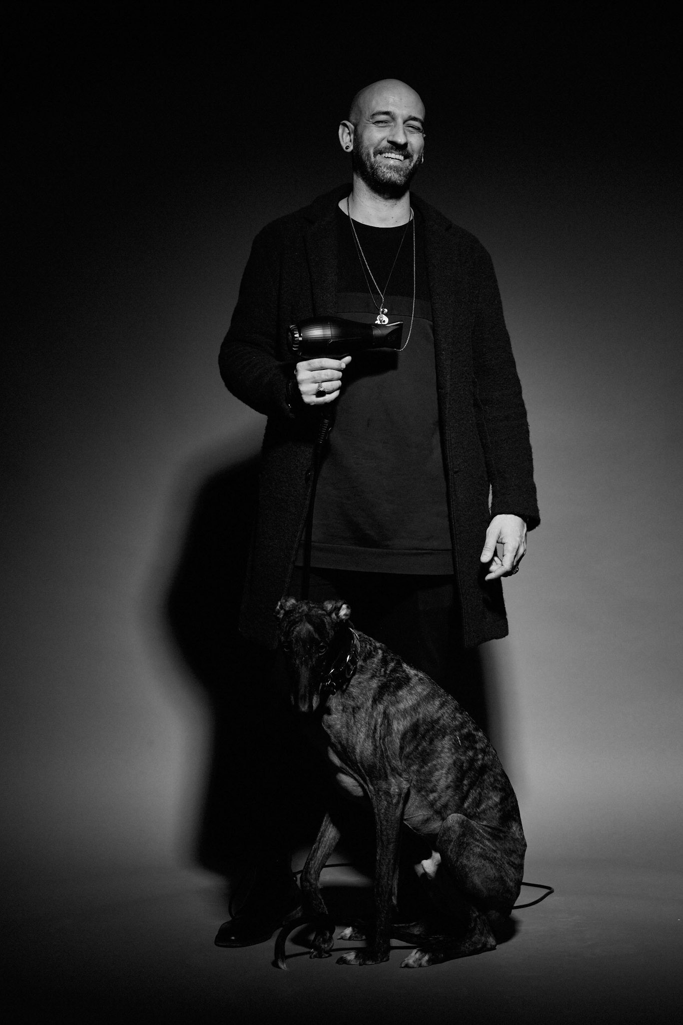 Corporate portrait VALERIANO SEMINARA hairstylist Brush Square pets Daniel Grandolfi professional portrait photographer Milano photographer Fashion and Beauty Tortona area Advertising Photographer Porta Genova photographer editorial magazines Vogue Profoto Lighting Canon Cameras 3