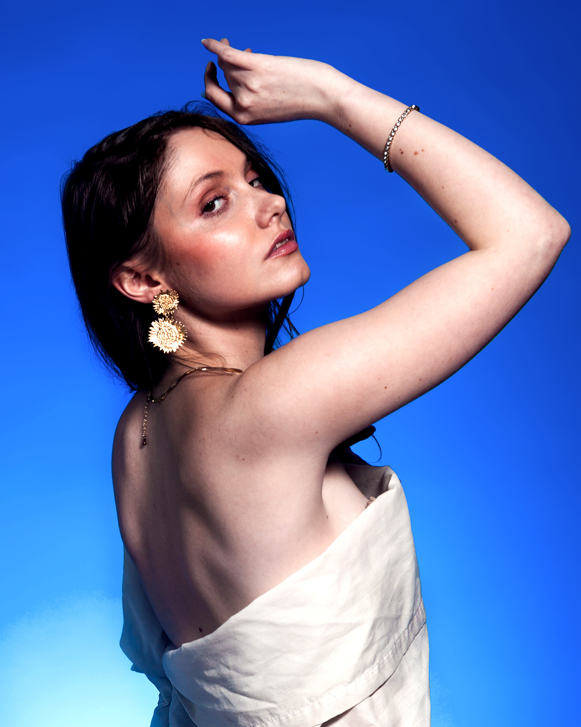 Marie, @marie_louvat