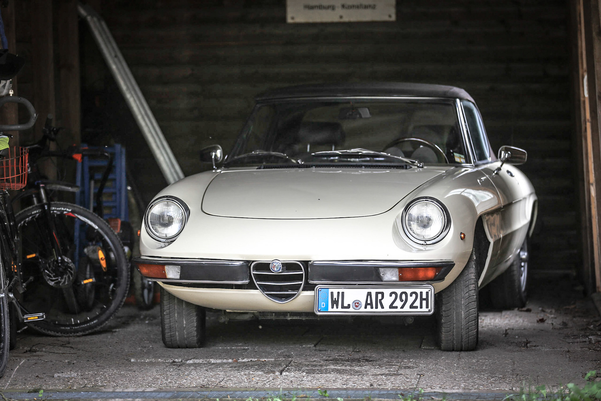 Alfa Romeo Spider (Fastback, 2000)