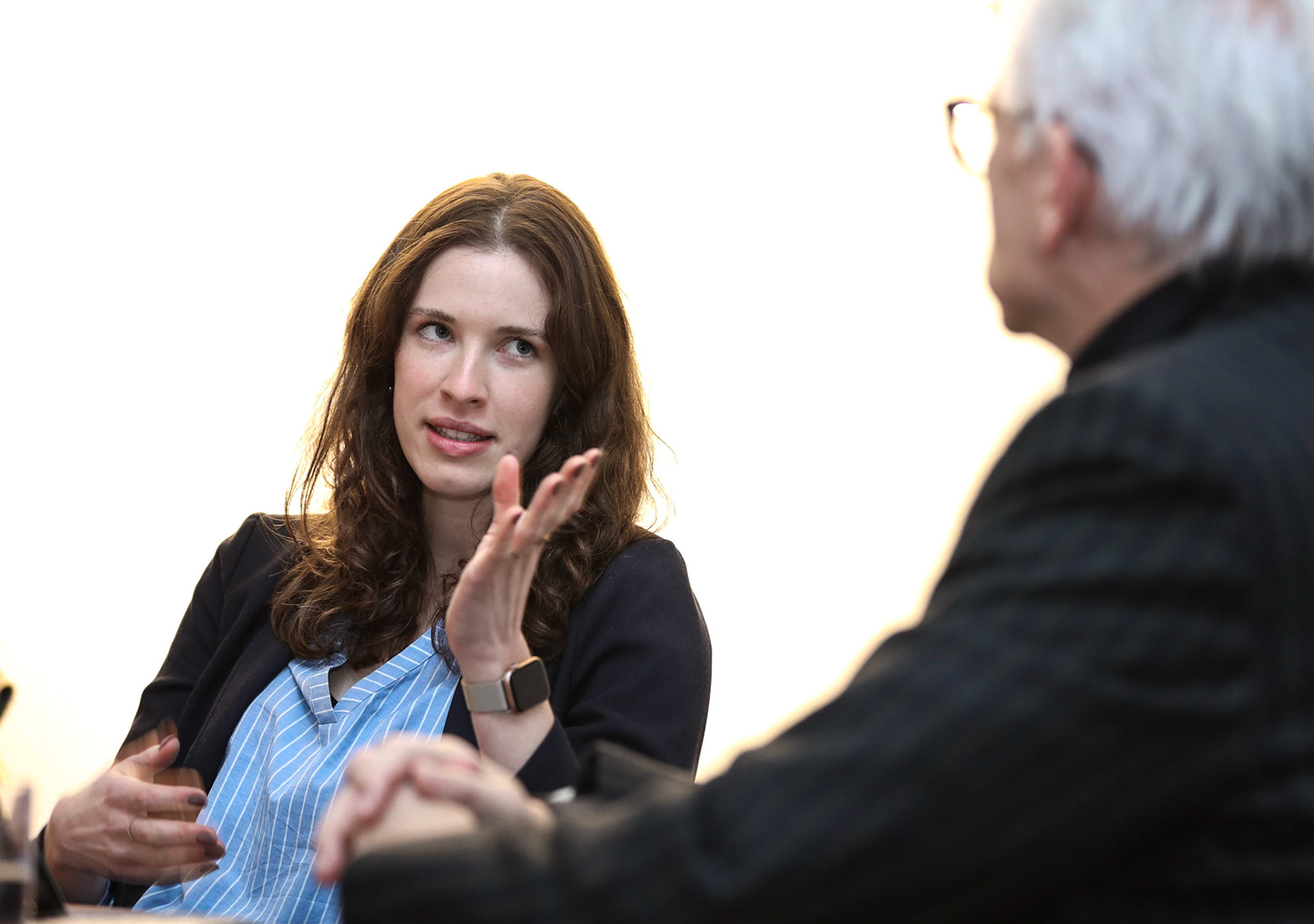 Lara Wilke, HR Generalist at Saco Shipping in an interview with Sven Bennühr from the Deutsche Verkehrs Zeitung (DVZ).