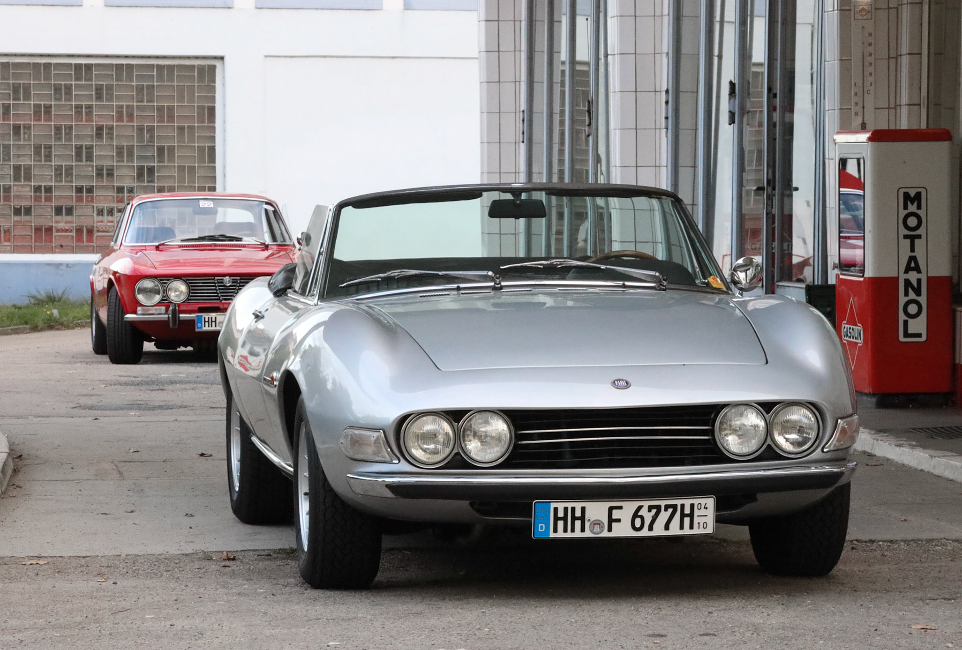 Fiat Dino Spider 2400 (with my Alfa Romeo)