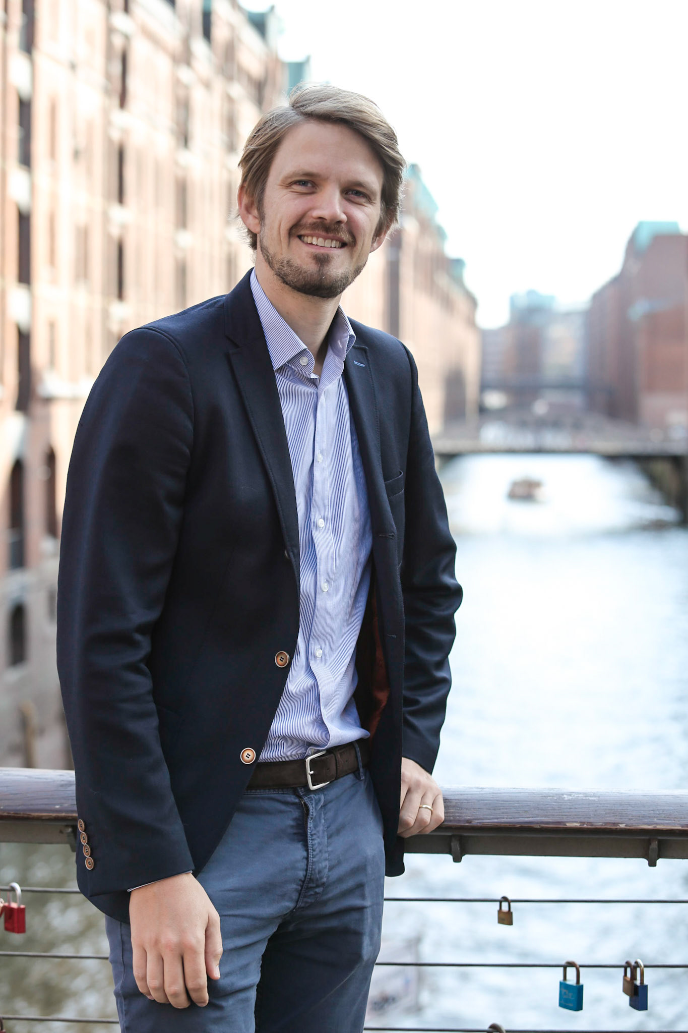 Lucius Bunk, Geschäftsführer von Auerbach Schiffahrt am in der Speicherstadt von Hamburg