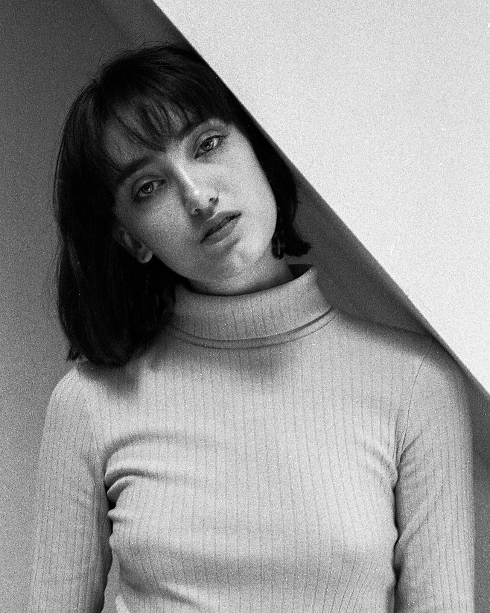 Olive Bila, Model