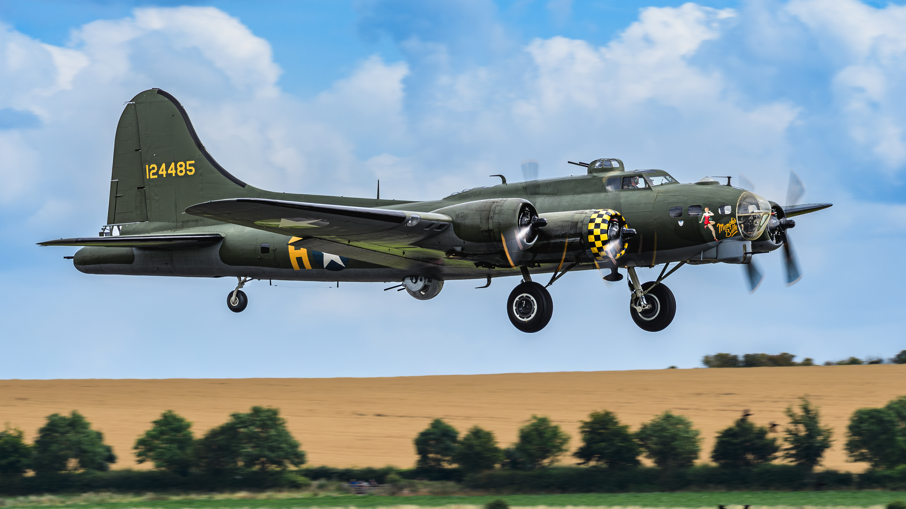 Boeing B-17G Flying Fortress - G-BEDF / 124485 - IWM Duxford - July 2024