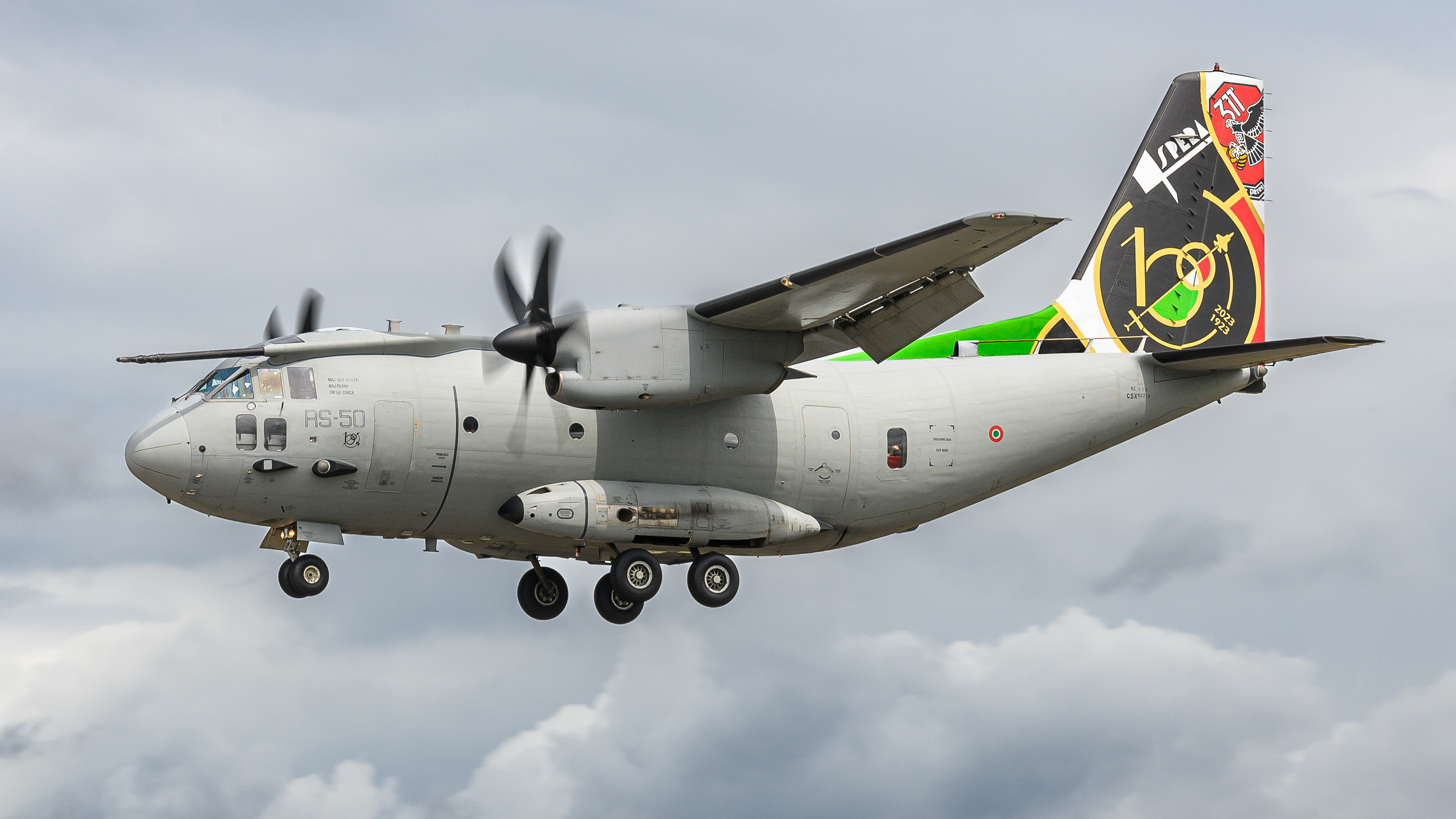 C-27 Spartan from the Italian Air Force landing at RAF Fairford in July 2023. Registration / serial CSX62219 / RS-50.