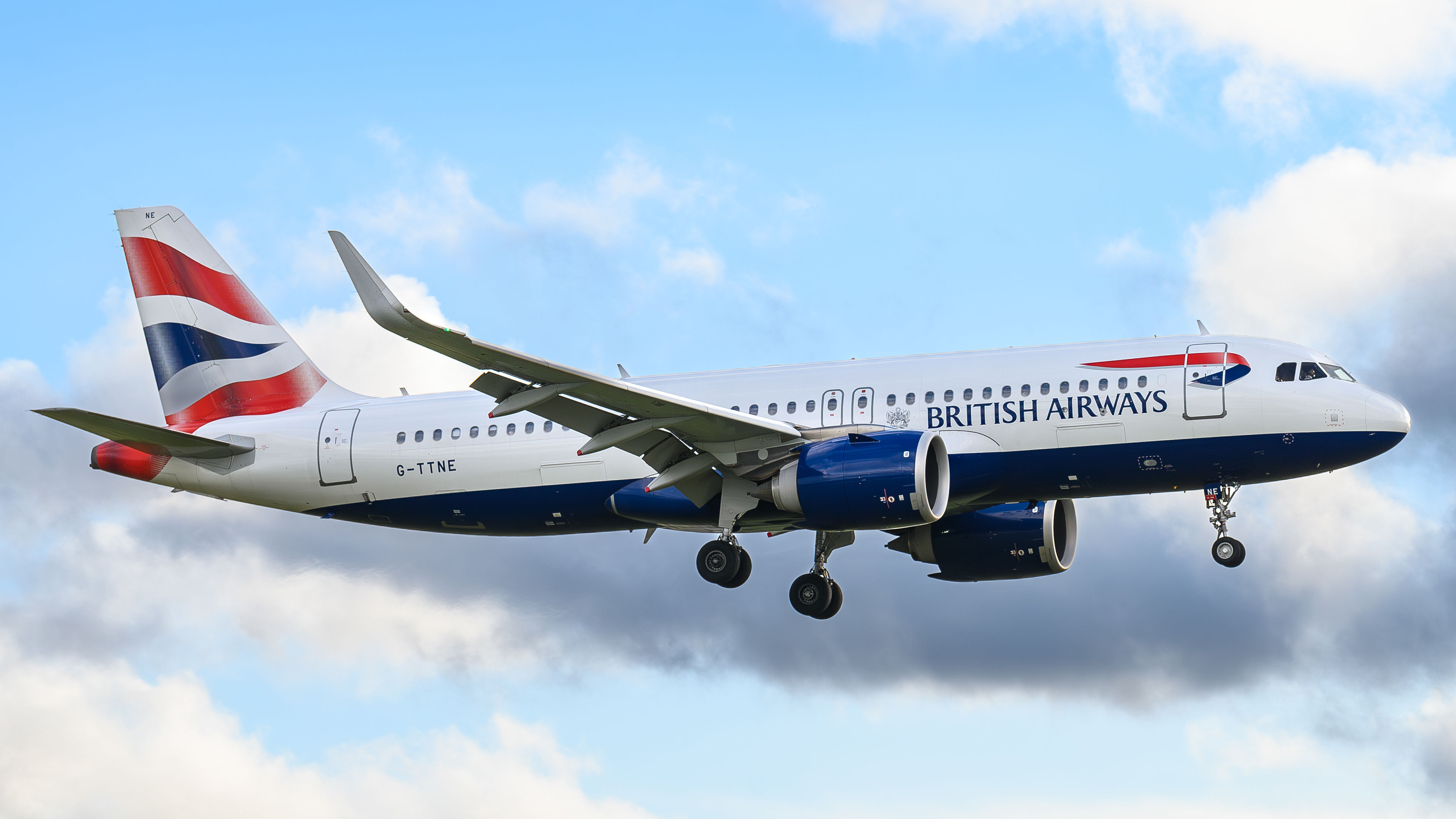 Airbus A230 operated by British Airways landing at Heathrow Airport. Registration G-TTNE.