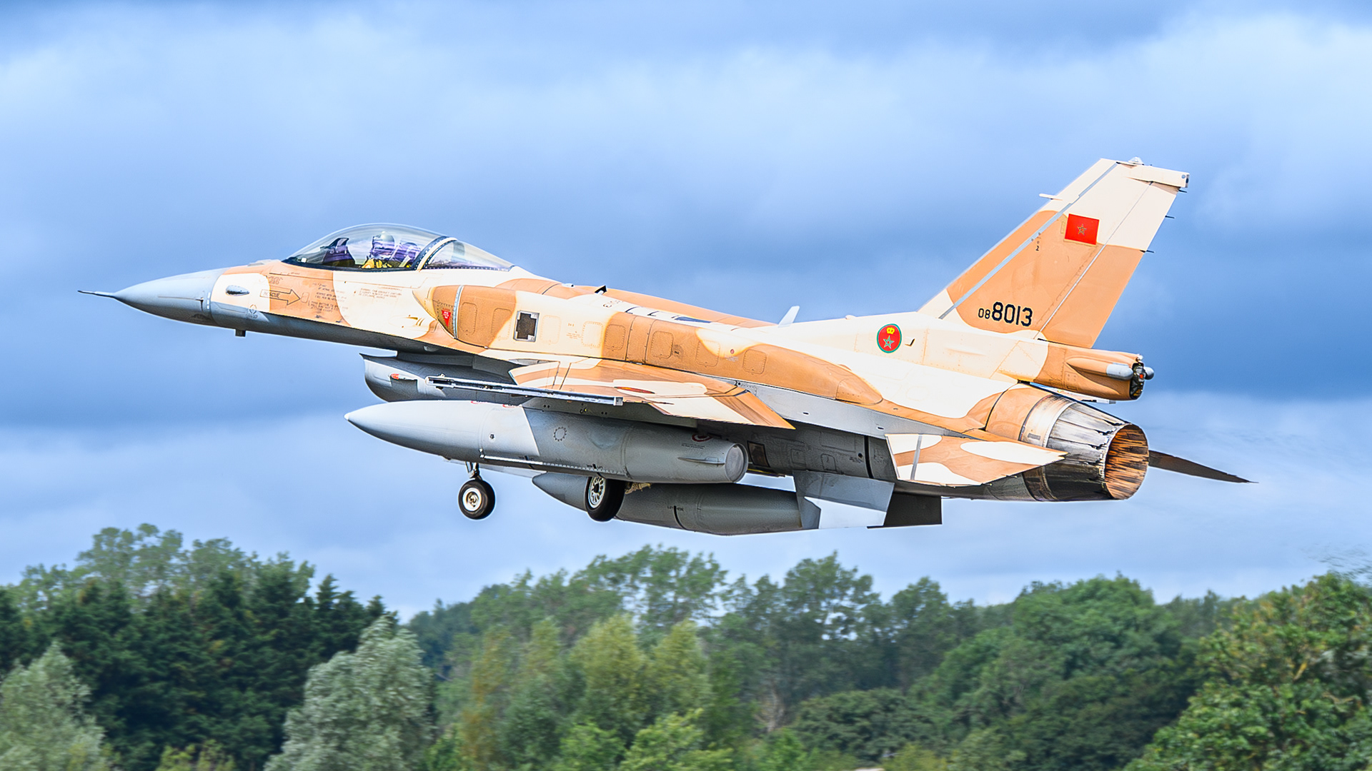 F16C Fighting Falcon from the Moroccan Air Force departing RAF Fairford in July 2024. Registration / Serial 08-8013