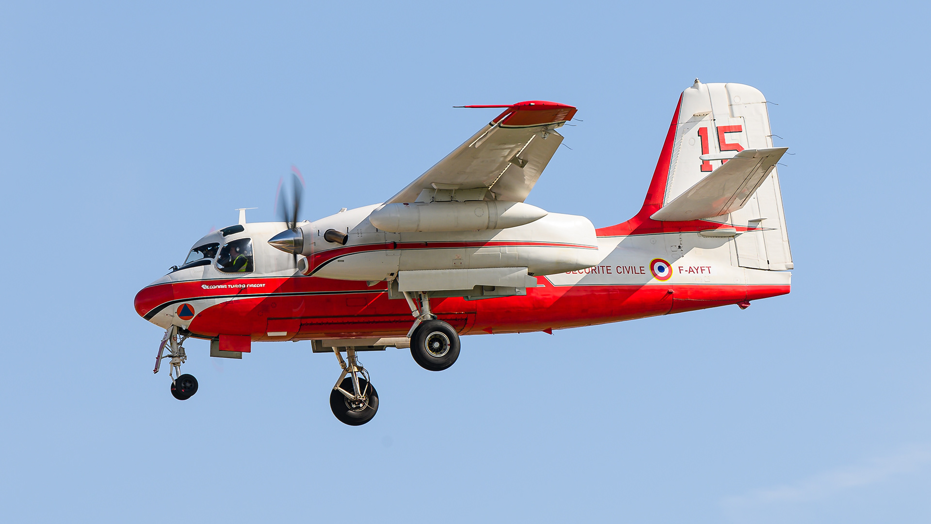 Conair Turbo Firecat landing at RAF Fairford in July 2024. Registration / serial F-AYFT / 15-08