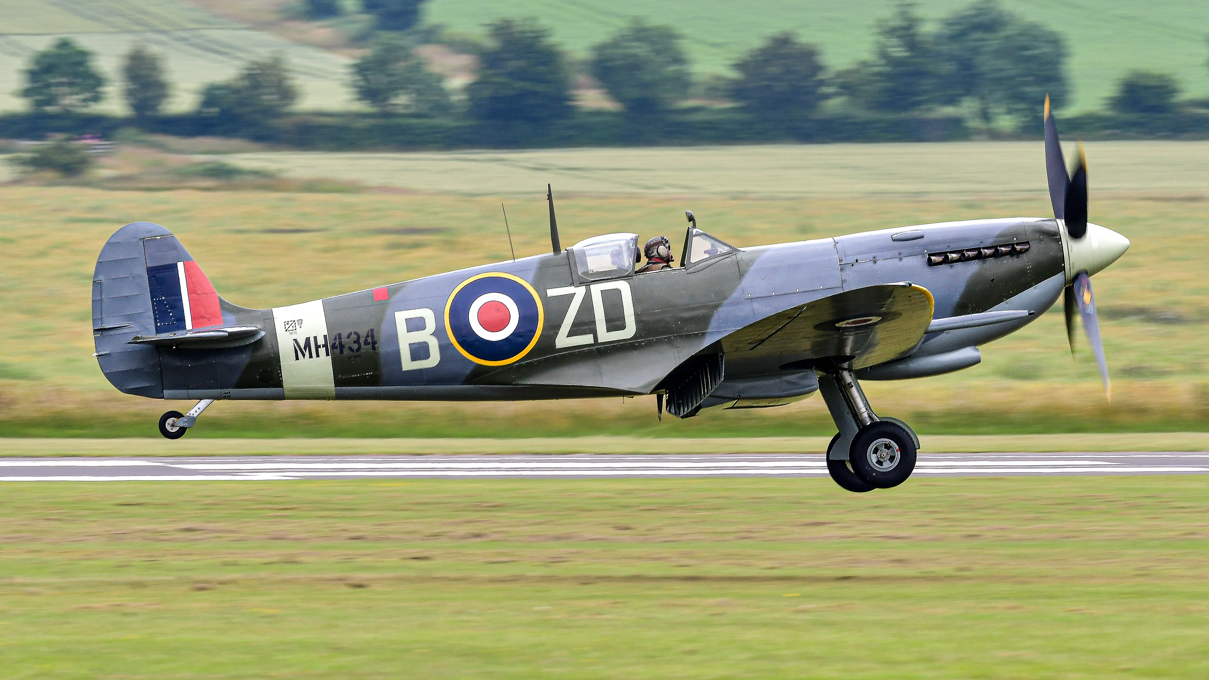 Supermarine Spitfire Mk IXB - G-ASJV / MH434 - IWM Duxford - July 2021