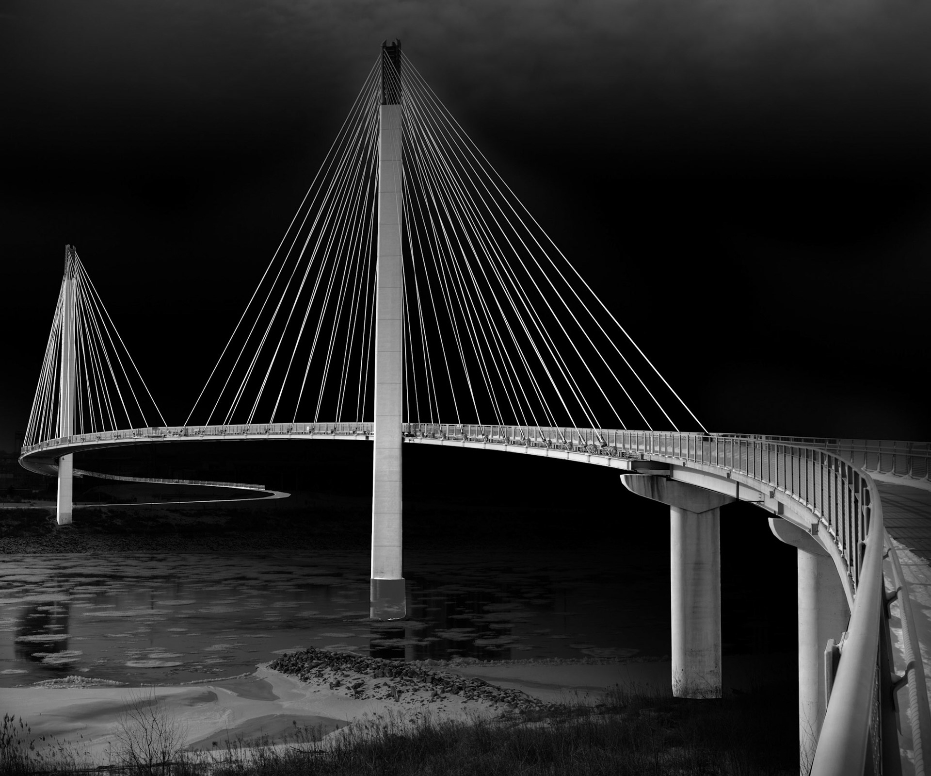 Bob Kerry Bridge - Missouri River