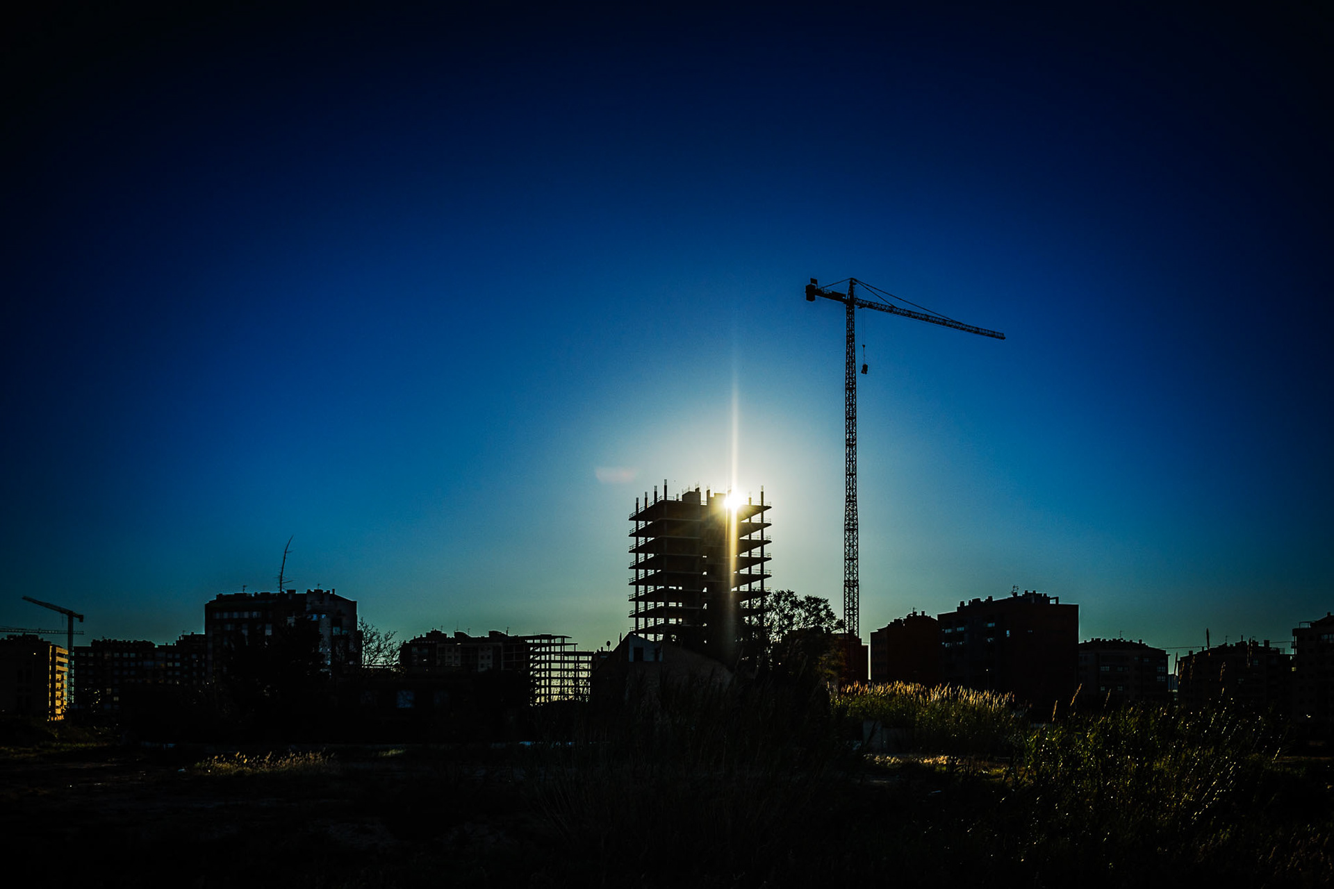 Northern Expansion of the City. Murcia. The northern sector was chosen canalize the growth of the city, by building more than 30,000 apartments in this district, that during the boom years became the most expensive of the city. In some areas, most of the buildings are finished (some inhabited, some not), but other areas are just a patchwork of empty lots and half-constructed buildings.