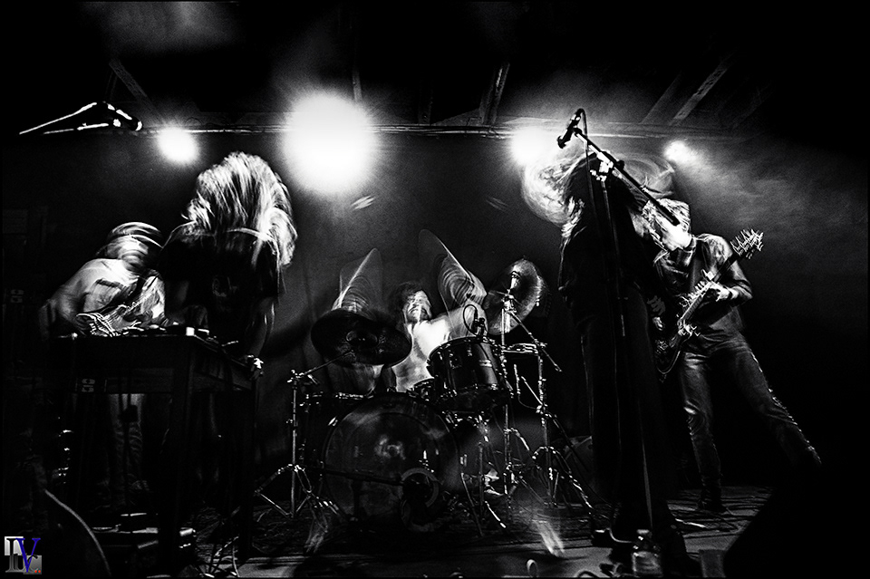 Infractband the Farrm vuurdoop