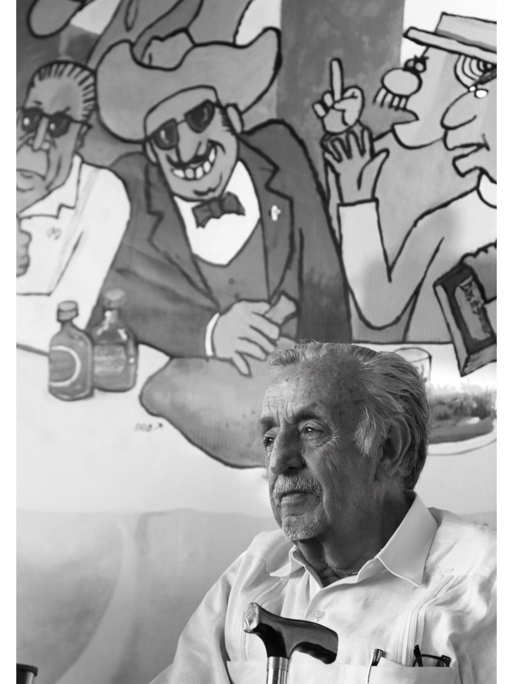 Eduardo Humberto del Río García (1934-2017) fut un caricaturiste, auteur de bande dessinée et écrivain mexicain qui a publié sous le pseudonyme de Rius. Rius était un activiste politique de gauche et un sympathisant communiste, un point de vue qu'il présentait fréquemment dans ses écrits, accompagné d'une critique acerbe des doctrines néolibérales mexicaines, de la politique américaine et de l'Église catholique.Photo : Milton Martínez / Secretaría de Cultura CDMX