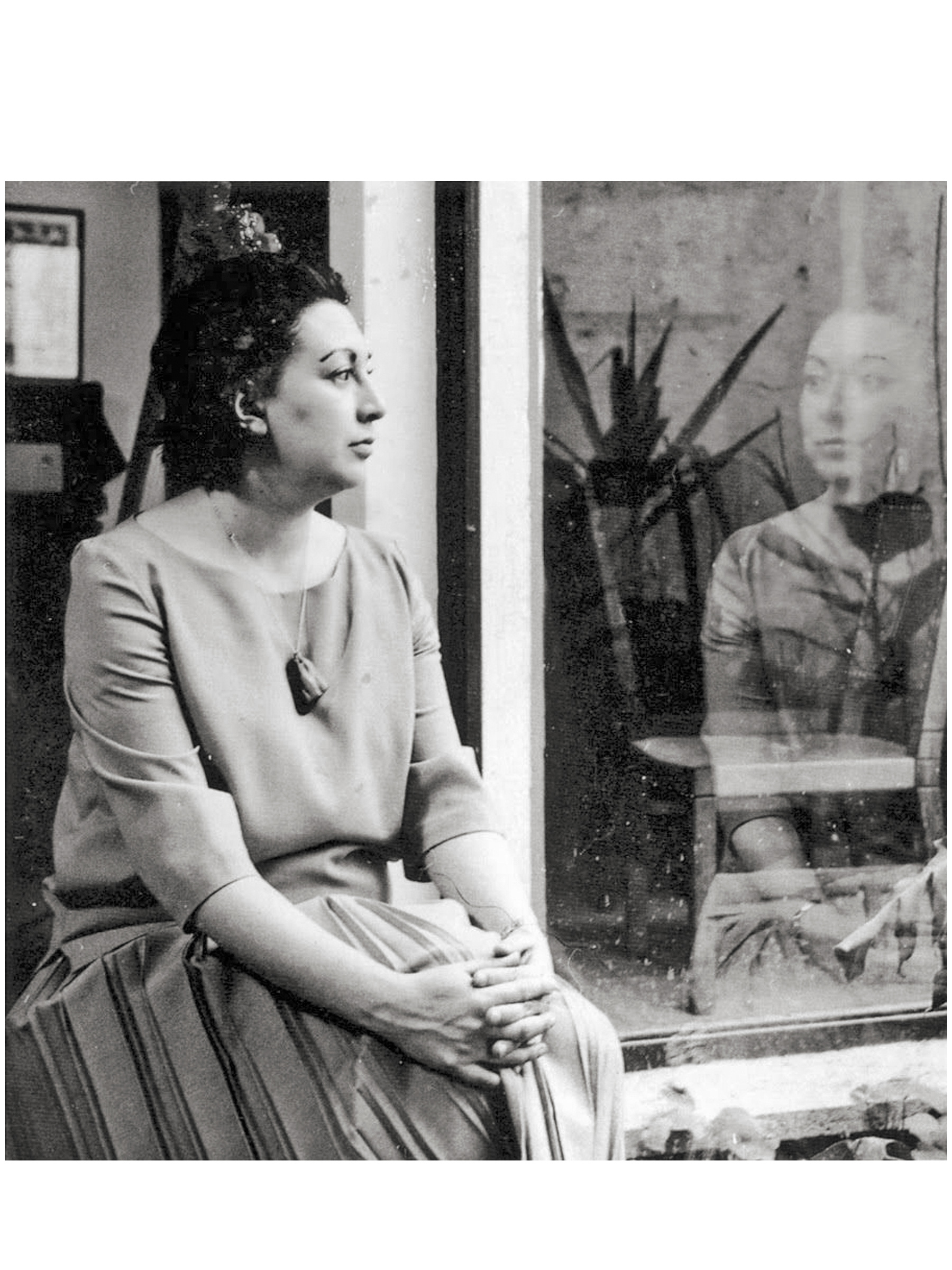 Rosario Castellanos (1925-1974), connue sous le nom de Rosario Castellanos, était une écrivaine, journaliste et diplomate mexicaine, considérée comme l'une des femmes de lettres mexicaines les plus importantes du XXe siècle. Photo : Kati Horna