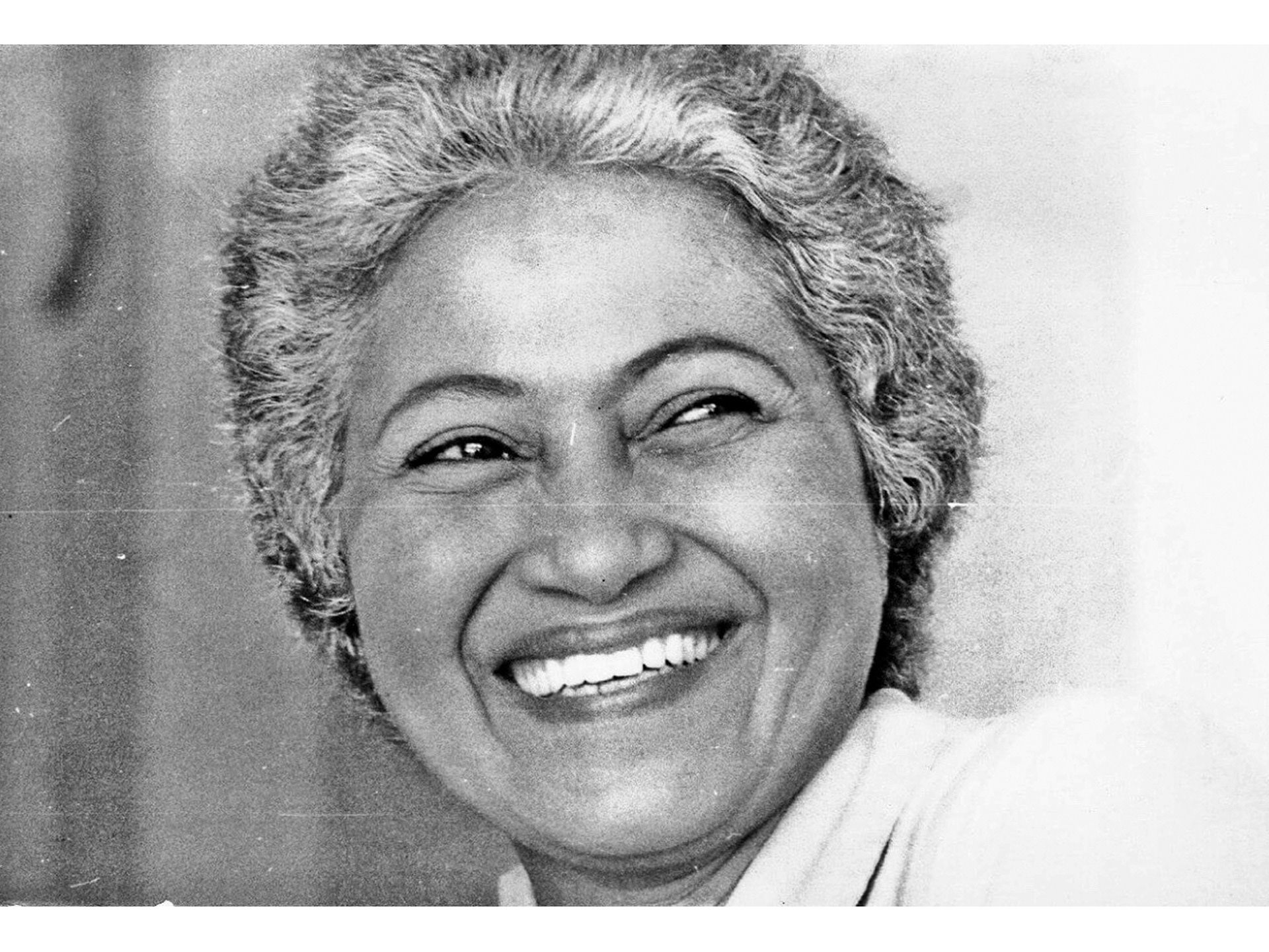 Argelia Laya (1926-1997) fut une enseignante, militante politique et philosophe vénézuélienne. Elle a consacré son action au sein de mouvements et d'organisations luttant pour les droits humains des femmes noires, autochtones et en situation de handicap. « Nous lutterons pour nos droits et ceux de notre patrie, car la question de l'égalité des femmes est indissociable de la libération des peuples », déclara-t-elle un jour.