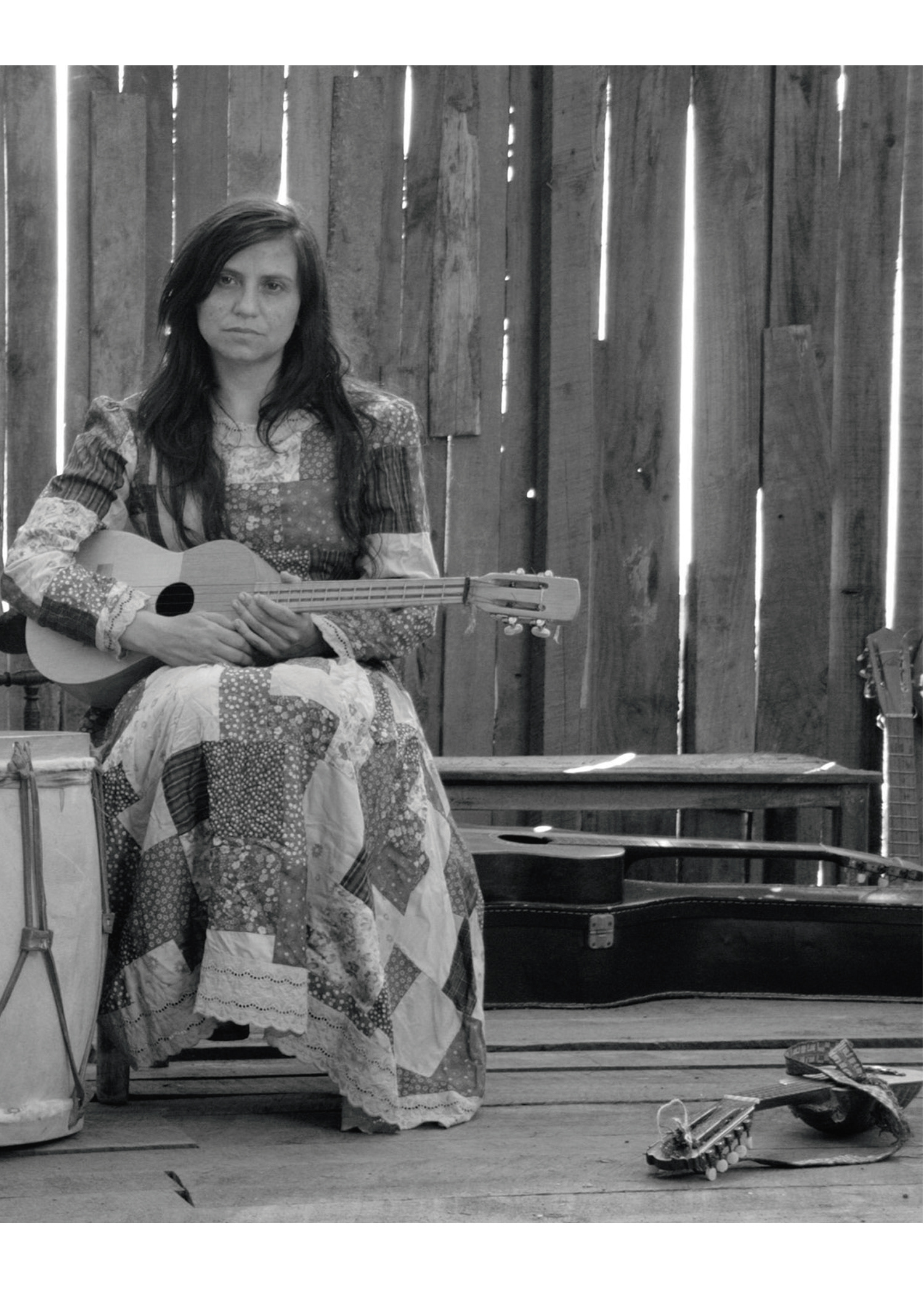 Violeta del Carmen Parra Sandoval (1917-1967) fut une artiste, musicienne, compositrice et chanteuse chilienne. Elle fut reconnue comme l'une des principales folkloristes d'Amérique du Sud et une grande divulgatrice de la musique populaire de son pays.