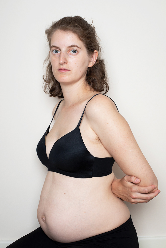 General Documenting Pregnancy Shoot III (19 Weeks / 7th September 2021)