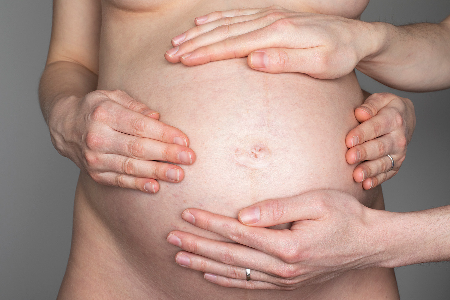 Tiago Says It Reminds Him Of Pictures Where People Are Holding A Globe (29 weeks)