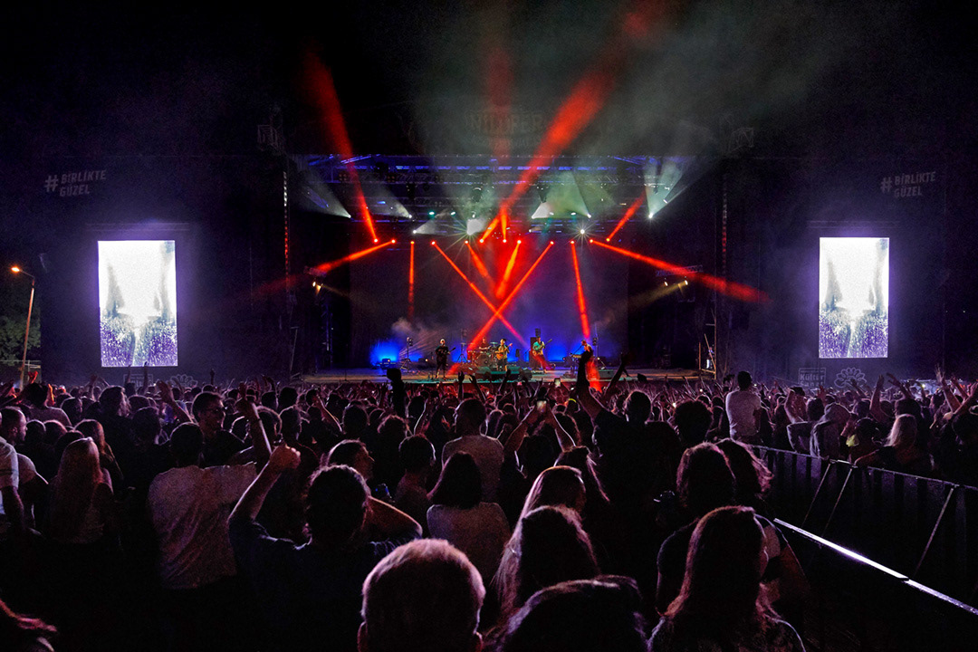 Nilüfer Müzik Festivali / Athena