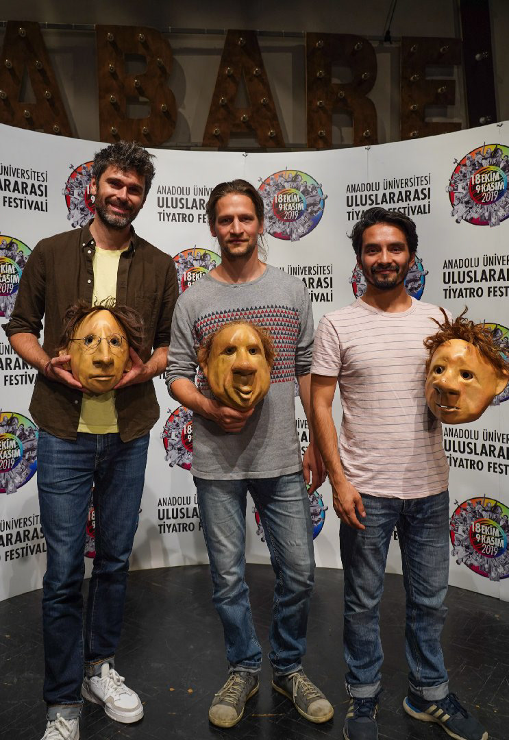 AÜ Tiyatro Festivali - Family Floz Söyleşisi