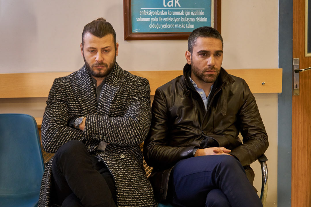 Vuslat Dizisi / Kerem, Aziz