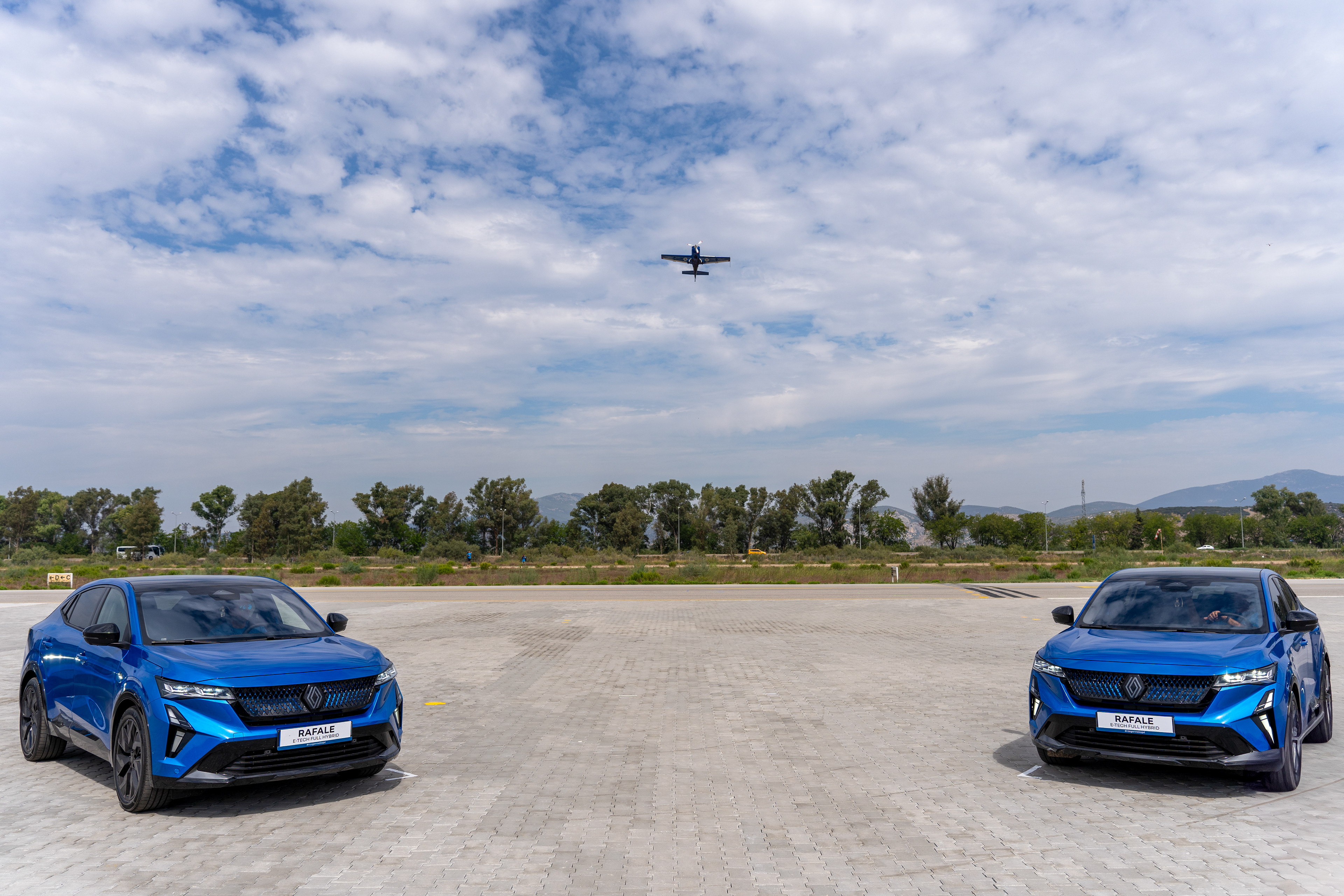 Renault Rafale Lansman #RüzgarınaKapıl