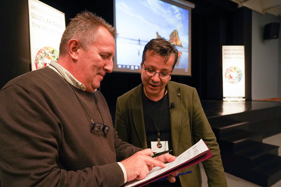 AÜ Tiyatro Festivali - Bülent Sezgin, Eğitimde Oyunlaştırma, Drama ve Tiyatro Perspektifleri söyleşisi