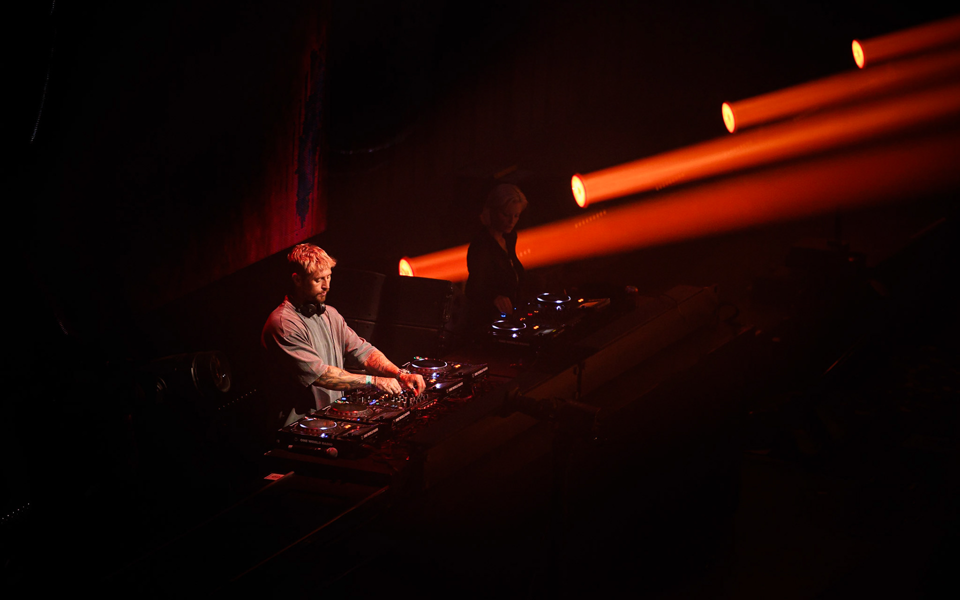 Ik had gehoopt dat Cristoph zou eindigen met "The Baguio Track", een van onze favoriete nummers. Maar dat deed hij niet. Oh well.