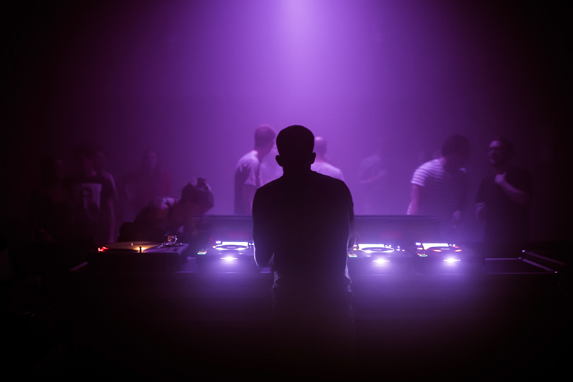 Double U Jay @ L'Endurance