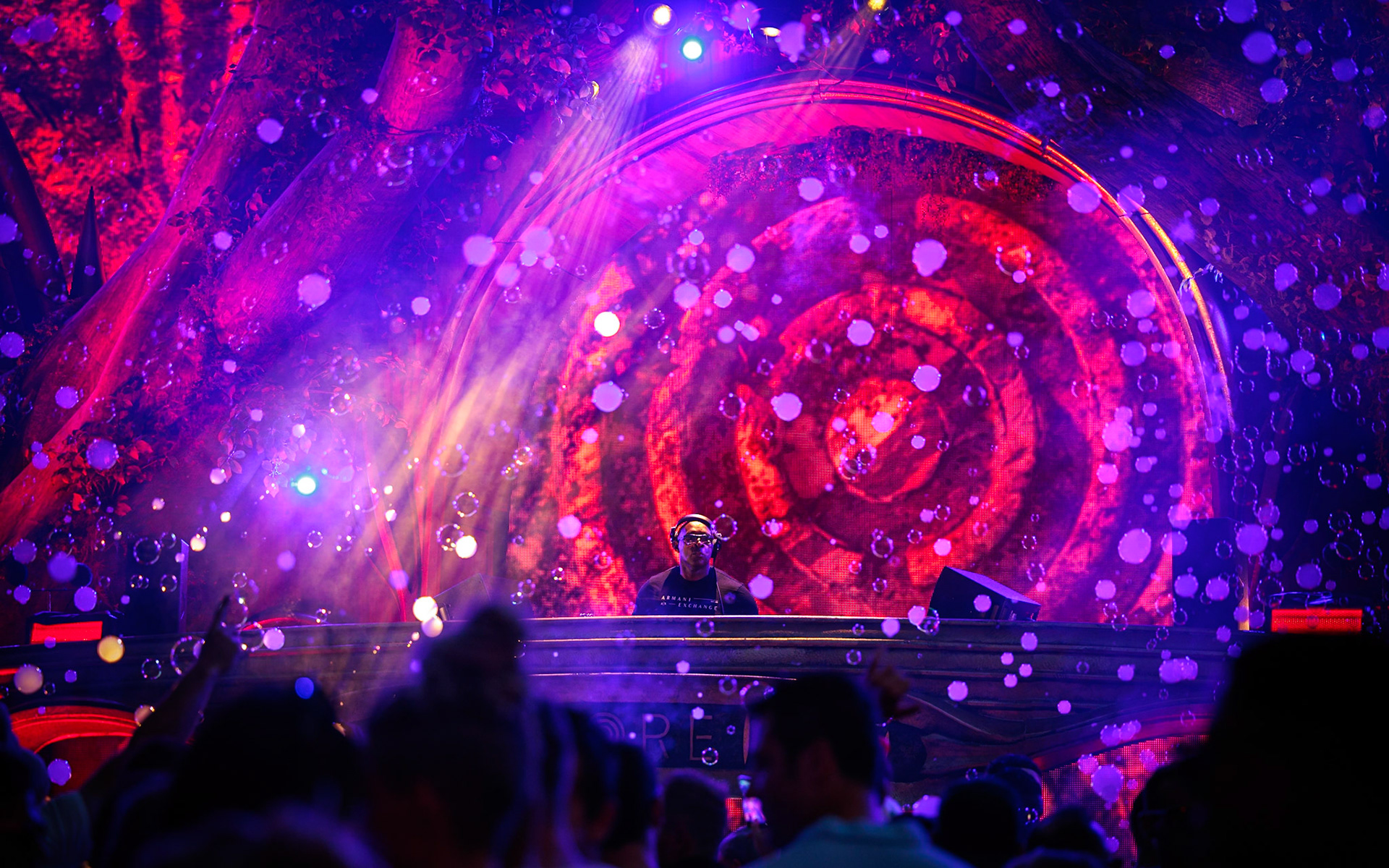 Kevin Saunderson. Een van "The Belleville Three", de mannen die samen techno op te trein zetten.