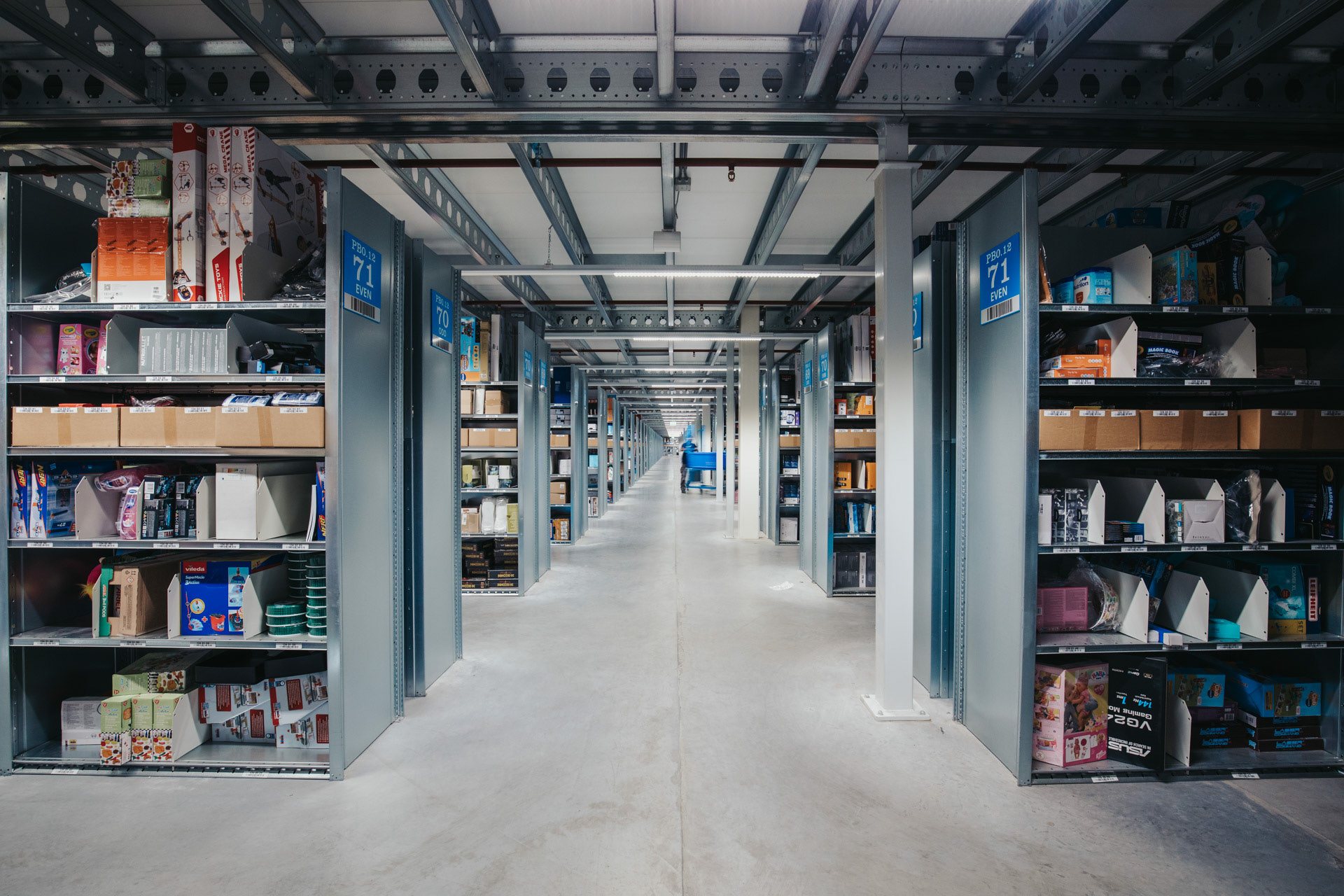 Magazijn Bol.com distributiecentrum