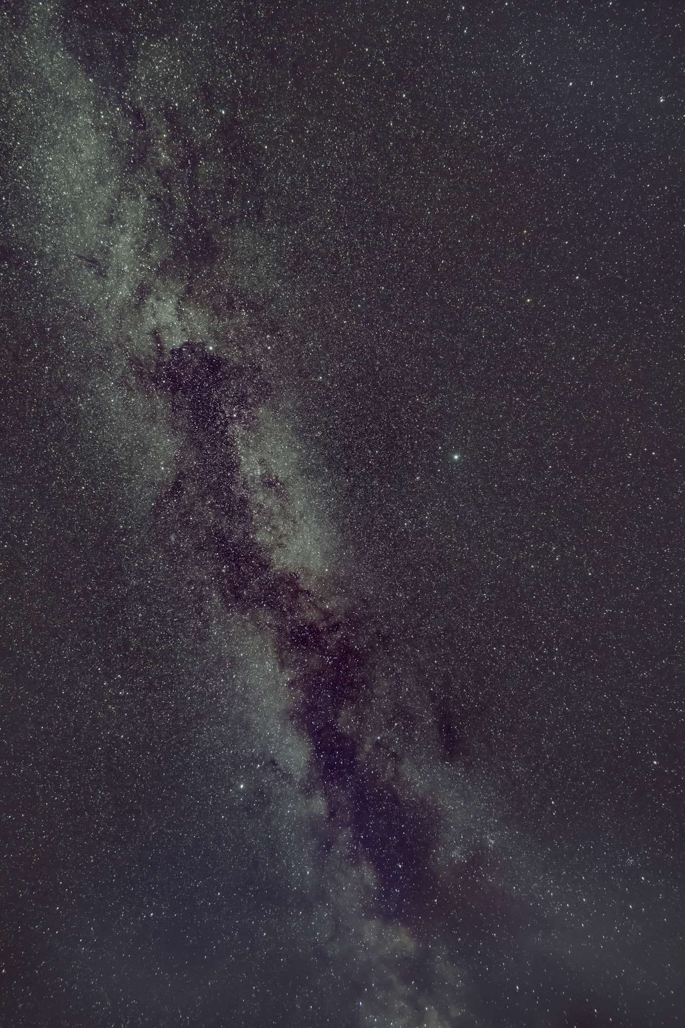 SIMPLE  =                    T / file does conform to FITS standardBITPIX  =                  -32 / number of bits per data pixelNAXIS   =                    3 / number of data axesNAXIS1  =                 6000 / length of data axis 1NAXIS2  =                 4000 / length of data axis 2NAXIS3  =                    3 / length of data axis 3EXTEND  =                    T / FITS dataset may contain extensionsCOMMENT   FITS (Flexible Image Transport System) format is defined in 'AstronomyCOMMENT   and Astrophysics', volume 376, page 359; bibcode: 2001A&amp;A...376..359HBZERO   =                   0. / Offset data range to that of unsigned shortBSCALE  =                   1. / Default scaling factorPROGRAM = 'Siril 1.4.4'        / Software that created this HDUDATE    = '2026-07-13T16:18:17' / UTC date that FITS file was createdDATE-OBS= '2026-07-13T00:57:41' / YYYY-MM-DDThh:mm:ss observation start, UTROWORDER= 'BOTTOM-UP'          / Order of the rows in image arrayEXPTIME =                  30. / [s]  Exposure time durationAPERTURE=     2.79999995231628 / Aperture of the instrumentISOSPEED=                1600. / ISO camera settingFOCALLEN=                  12. / [mm]  Focal lengthXBINNING=                    1 / Camera binning modeYBINNING=                    1 / Camera binning modeXPIXSZ  =     3.72000002861023 / [um] Pixel X axis sizeYPIXSZ  =     3.72000002861023 / [um] Pixel Y axis sizeINSTRUME= 'Canon EOS R10'      / Instrument nameSTACKCNT=                   26 / Stack framesLIVETIME=                 780. / [s] Exposure time after deadtime correctionEXPSTART=     2461234.53225694 / [JD] Exposure start time (standard Julian date)EXPEND  =     2461234.54269676 / [JD] Exposure end time (standard Julian date)HISTORY Auto BGE (100 points, poly degree=2, RBF smoothness=0.1)HISTORY Background neutralizationHISTORY Histogram Transf. (mid=0.002, lo=0.035, hi=1.000)HISTORY Histogram Transf. (mid=0.529, lo=0.031, hi=1.000)END