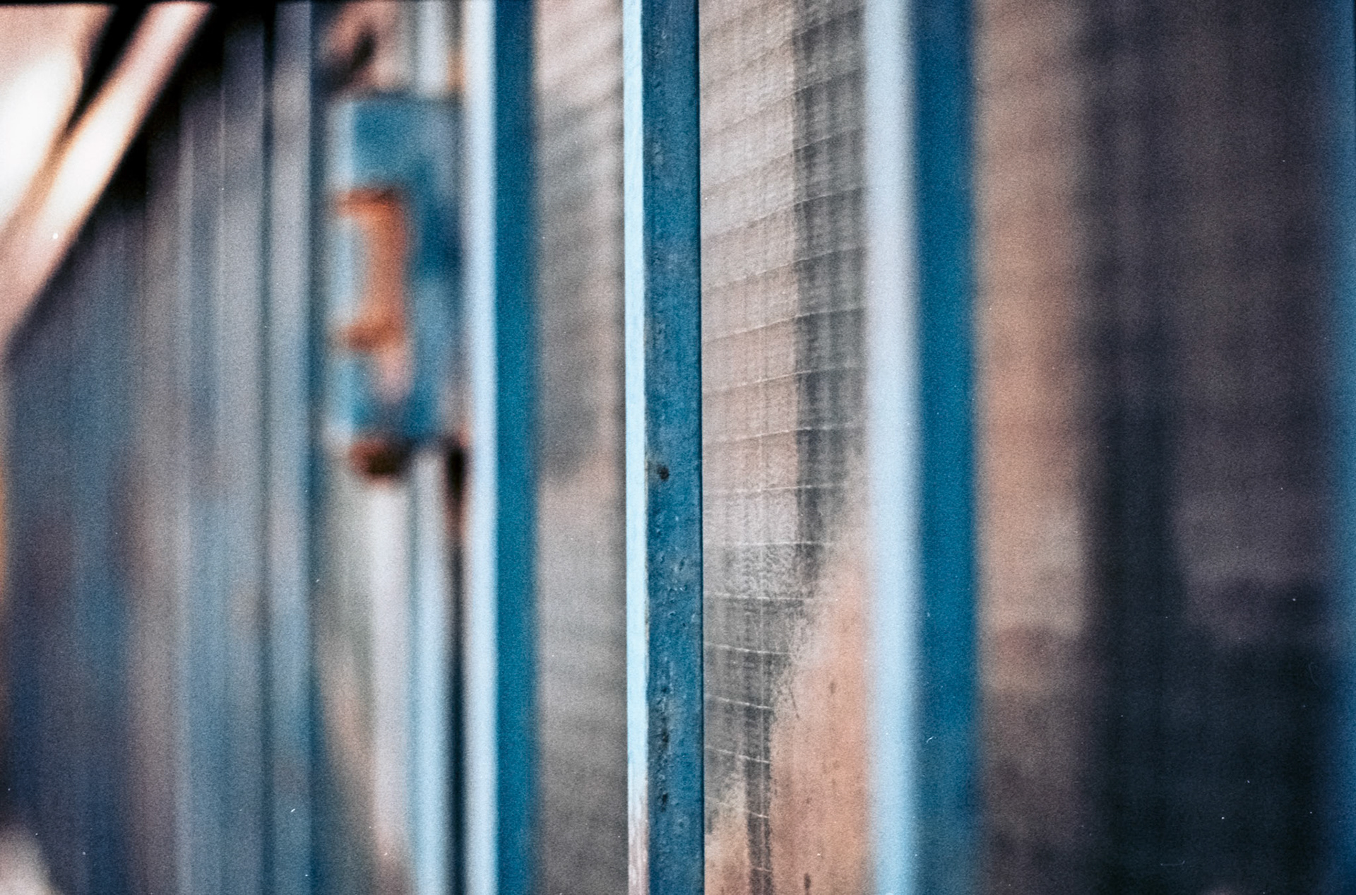 Canon AV-1 | Kodak Gold 200 200Scanned with Epson V600