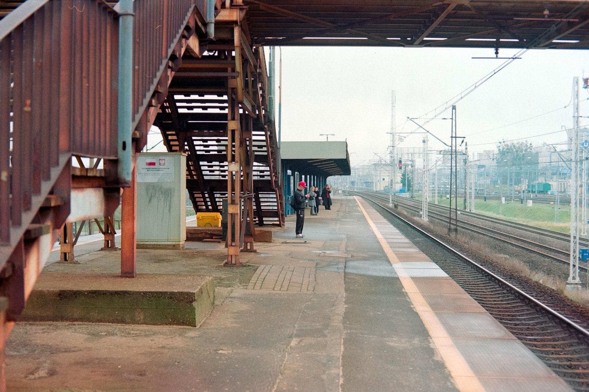 Nikon F5 | Nikkor AF-I 50mm F1.4 | Kodak Pro Image 100 100Lab developed in